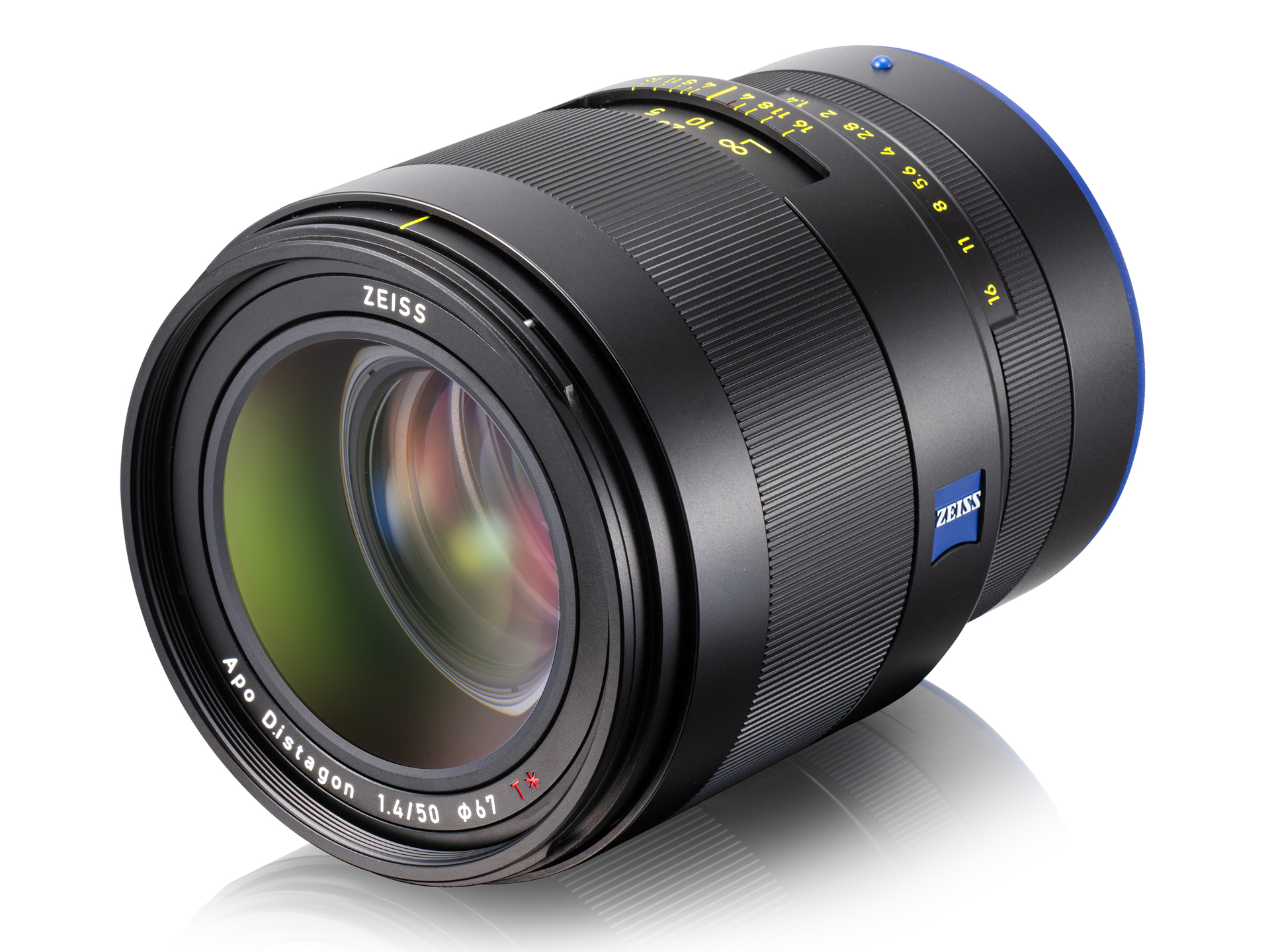 発売日：2025年5月予定<br>マウント：ソニーE、ニコンZ、キヤノンRF<br>希望小売価格：280,000円<br><b><br>●SPECIFICATION</b><br>焦点距離：50mm<br>口径比：1：1.4<br>最小絞り：F16<br>レンズ構成：11群14枚<br>画角：45.65°<br>絞り羽根枚数：10枚<br>最短撮影距離：0.5m<br>最大径×全長：φ77.4×96.9.0mm<br>質量：718g<br>レンズフード：付属<br>電子接点：対応（Exif、ボディー手ブレ補正対応）<br>※上記仕様はニコンZマウント