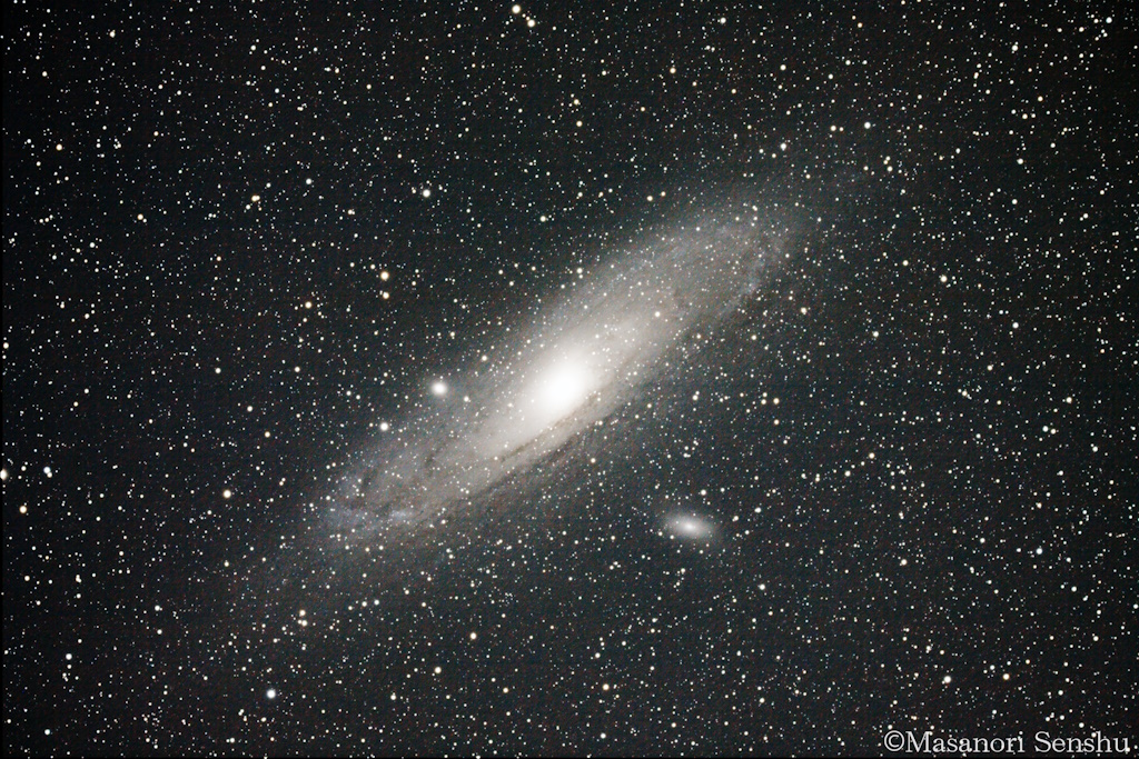 M31（アンドロメダ銀河） SDE72SS＋SDEレデューサー、APS-Cカメラ、露出時間20分（30秒×40回） メーカー提供