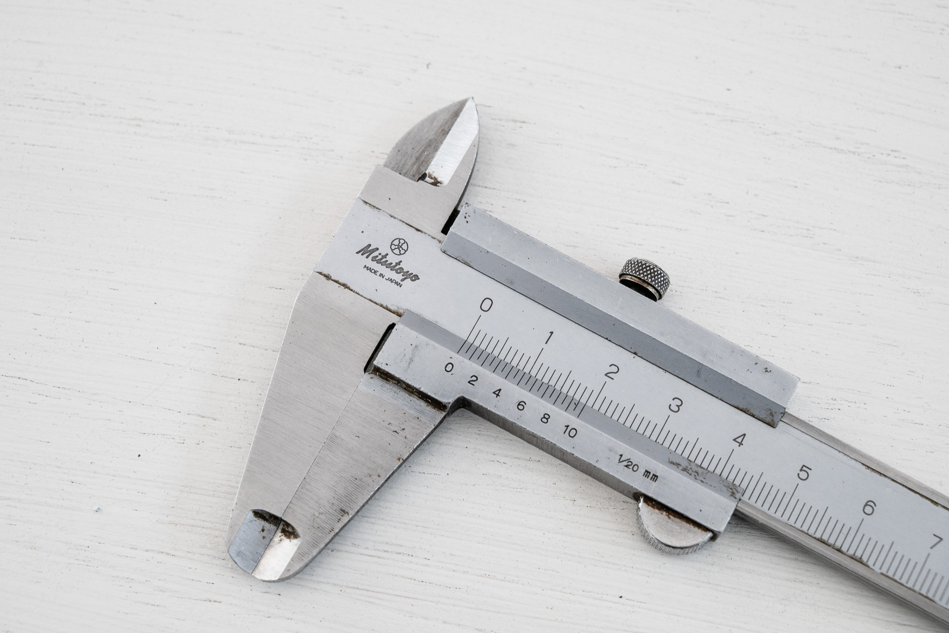 電気技術史によると1962〜64年のロゴのようです