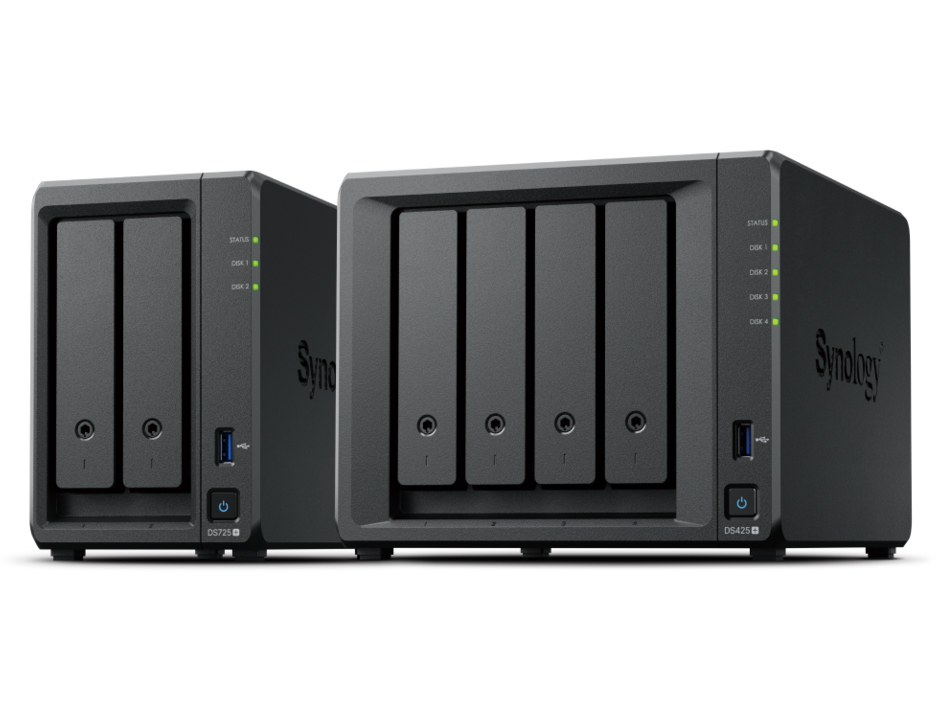 左からDS725+、DS425+