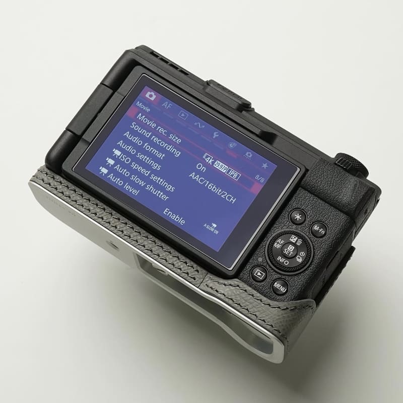 GFX100RF」「LUMIX S9」「PowerShot V1」用の本革ボディケース