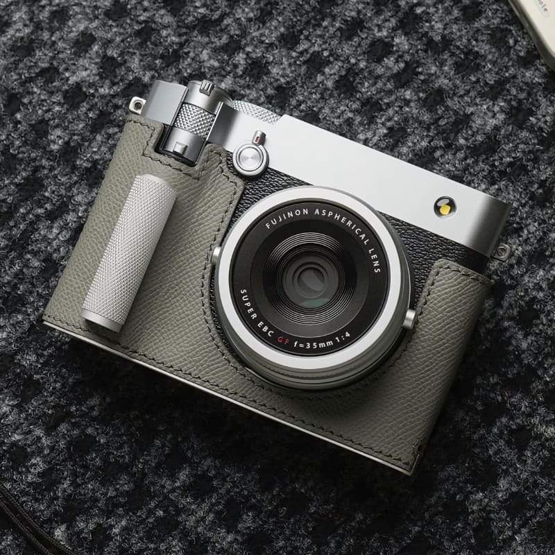 GFX100RF」「LUMIX S9」「PowerShot V1」用の本革ボディケース