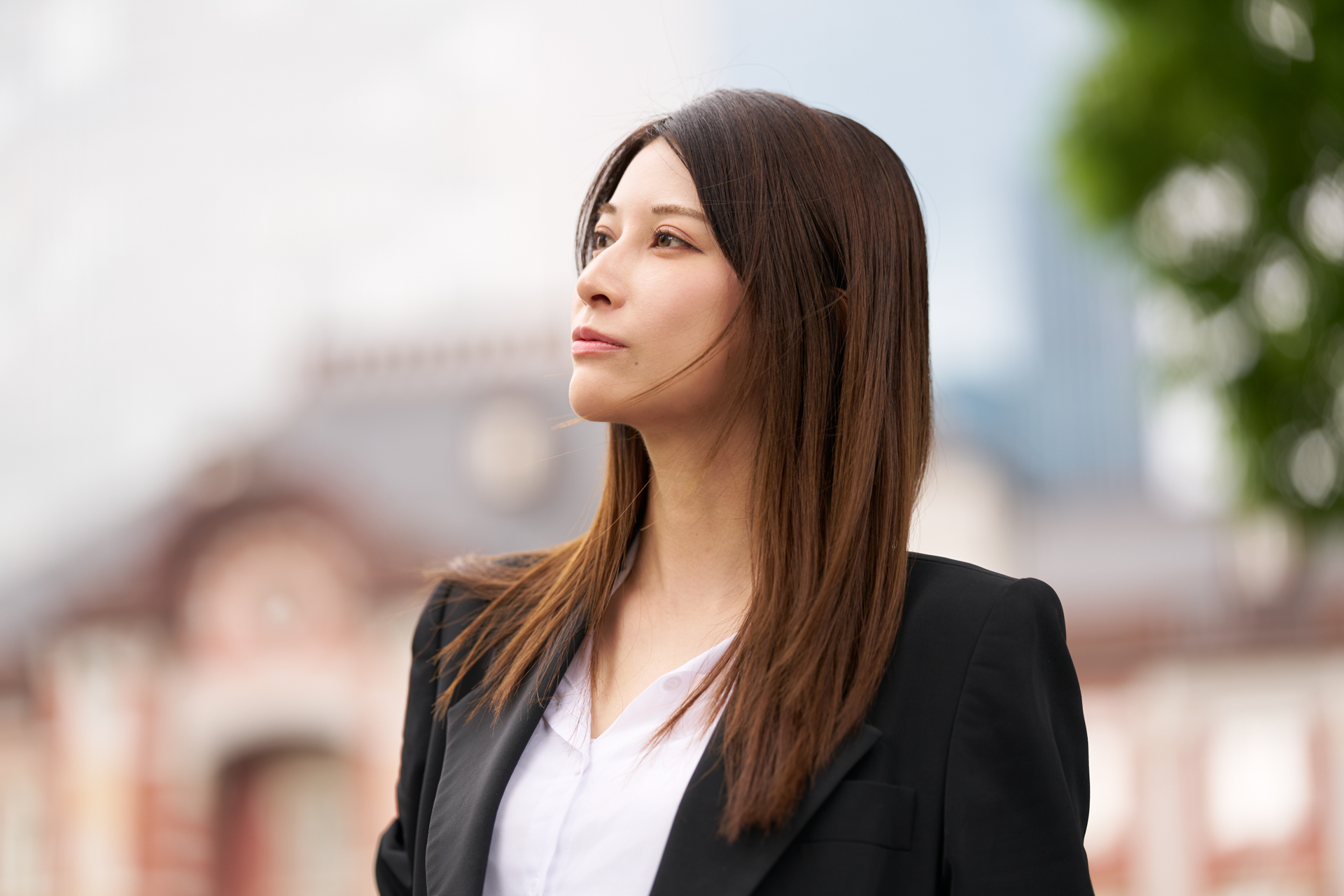 撮影：川辺優紀子／モデル：あゆか<br><span class="fnt-85">ソニー α7R V／FE 50-150mm F2 GM／98mm／マニュアル露出（1/200秒、F2.0）／ISO 100</span>