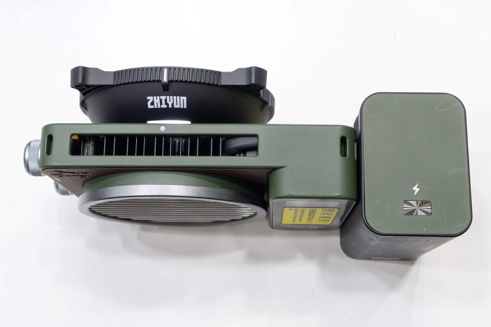 本体部分はかなり薄い