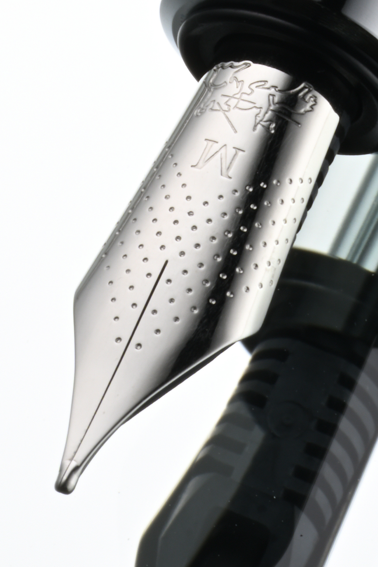 ピクセルシフト合成したものを等倍で切り出し