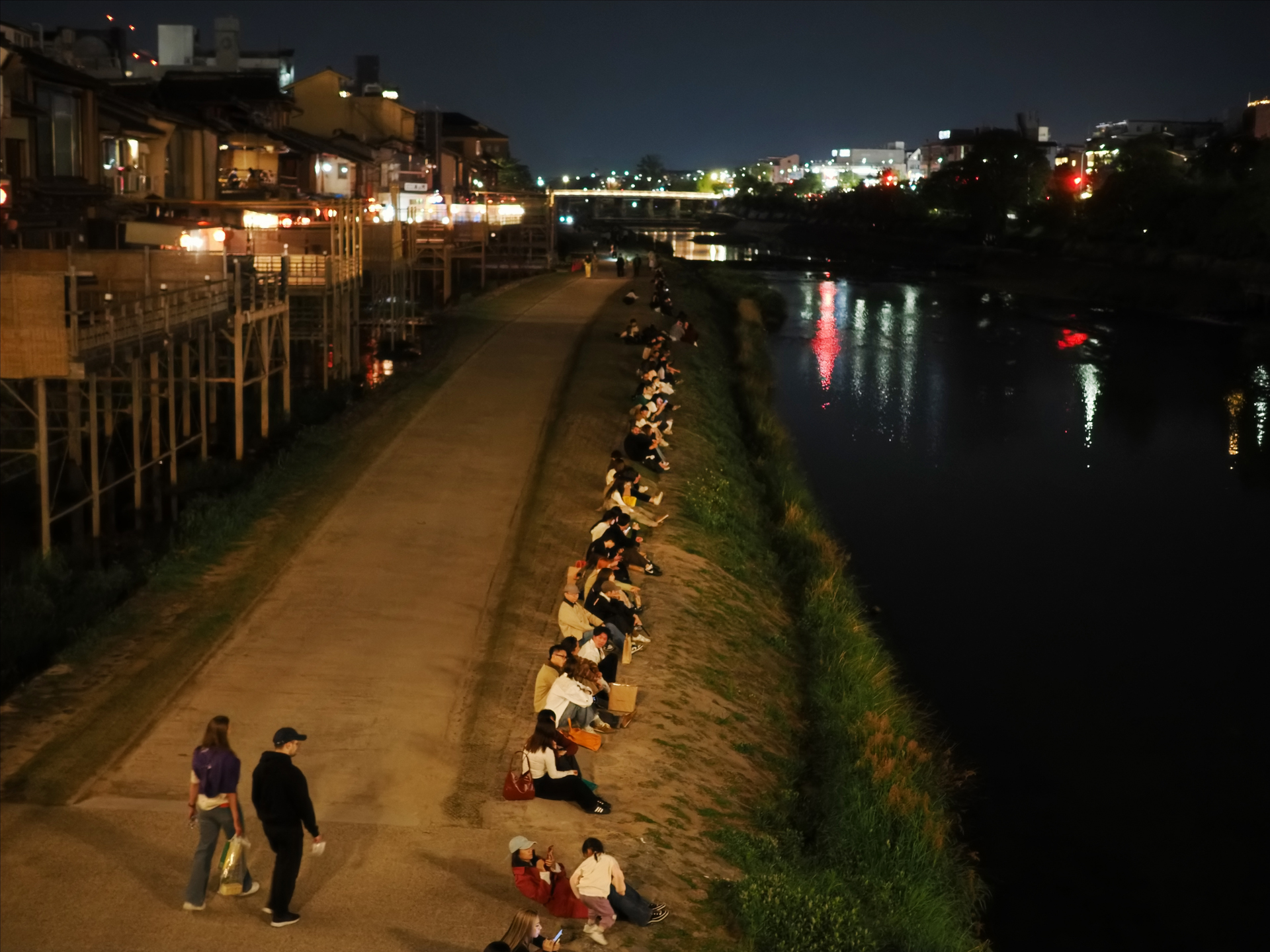 OM SYSTEM OM-3／ M.ZUIKO DIGITAL 25mm F1.8 II／絞り優先AE（1/30秒、F1.8、±0.0EV）／ISO 4000