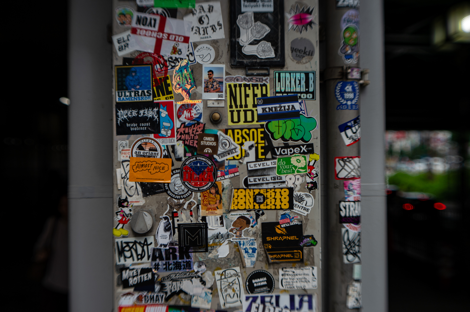 1段絞るとぐっと性能は上がりますが、まだ周辺はよくありません。もう1段絞らないとダメそうです。<br><span class="fnt-85">ニコン Df／ニッコールSオート5cm F2／F2.8</span>