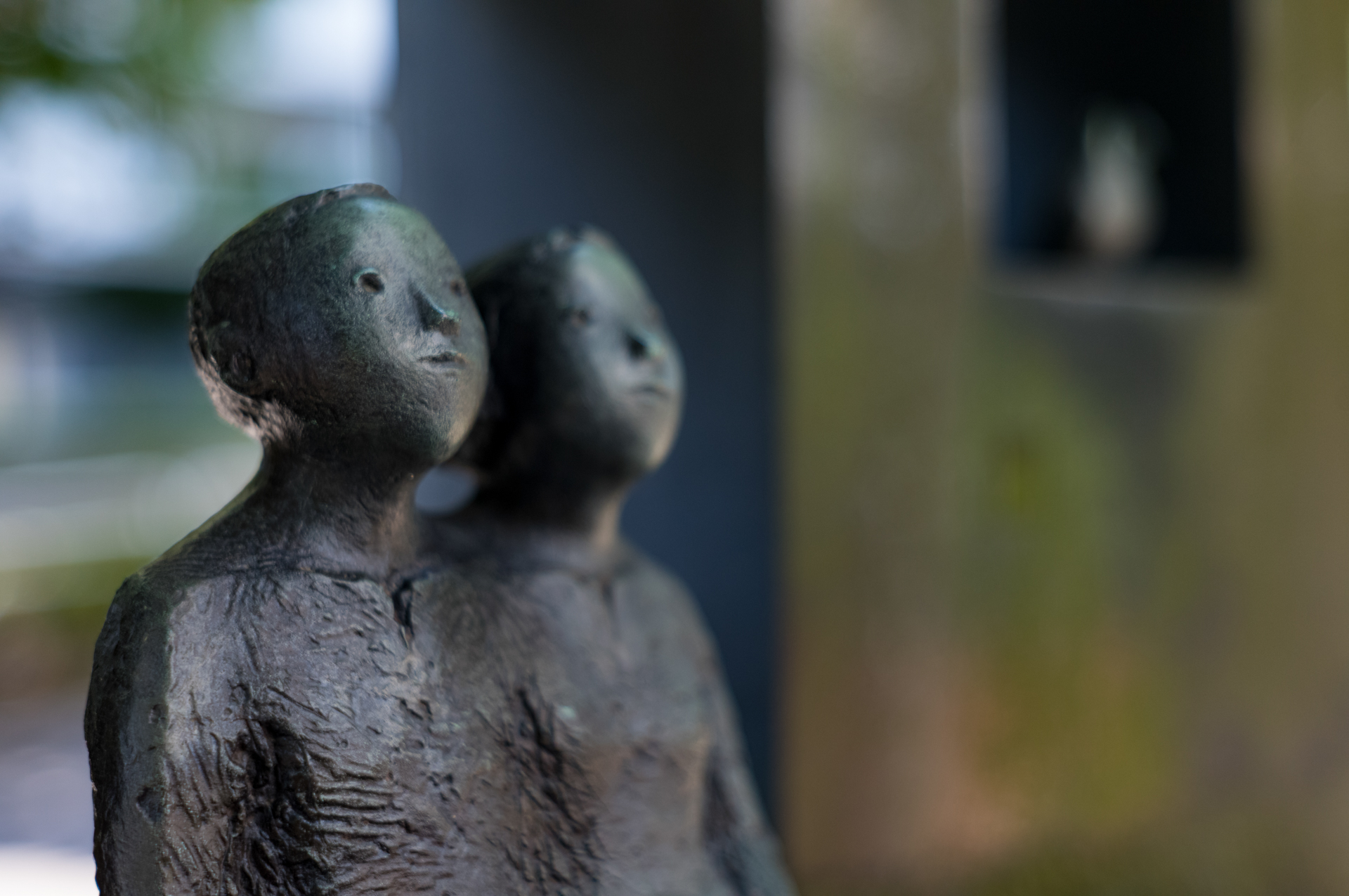 最短撮影距離1.5feetで撮影。寄れるのはありがたいですが、少々ムリしてるんじゃね的な印象です。至近距離の合焦点の描写はコマフレアかがやや大きいようですが実用にはなります。ボケは重たいですがクセはないですね。<br><span class="fnt-85">ライカ M11-P／ニッコールH5cm F2／F2.0</span>