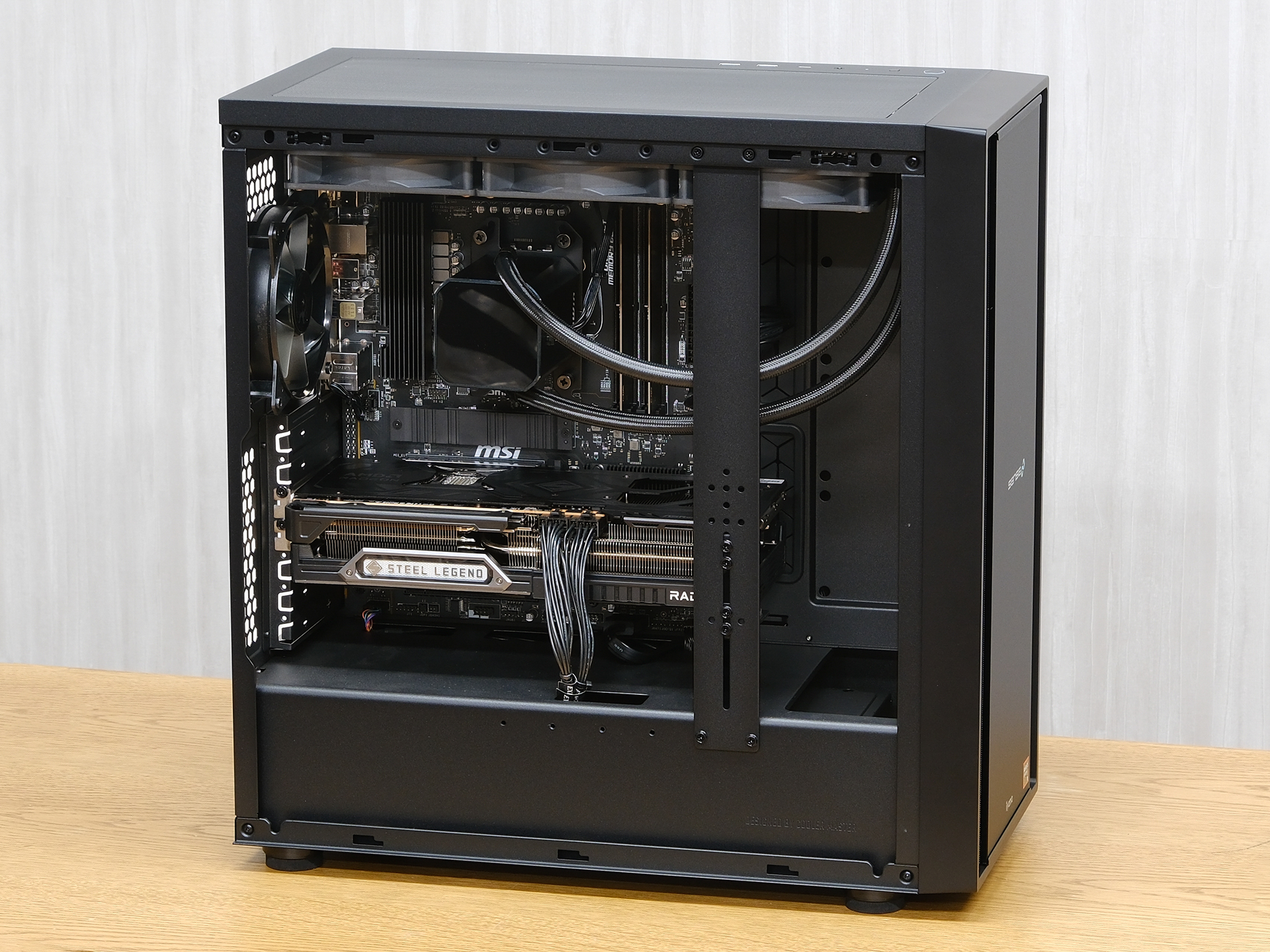 CPUにRyzen 9 9950X3Dを採用しているBTO PCだ