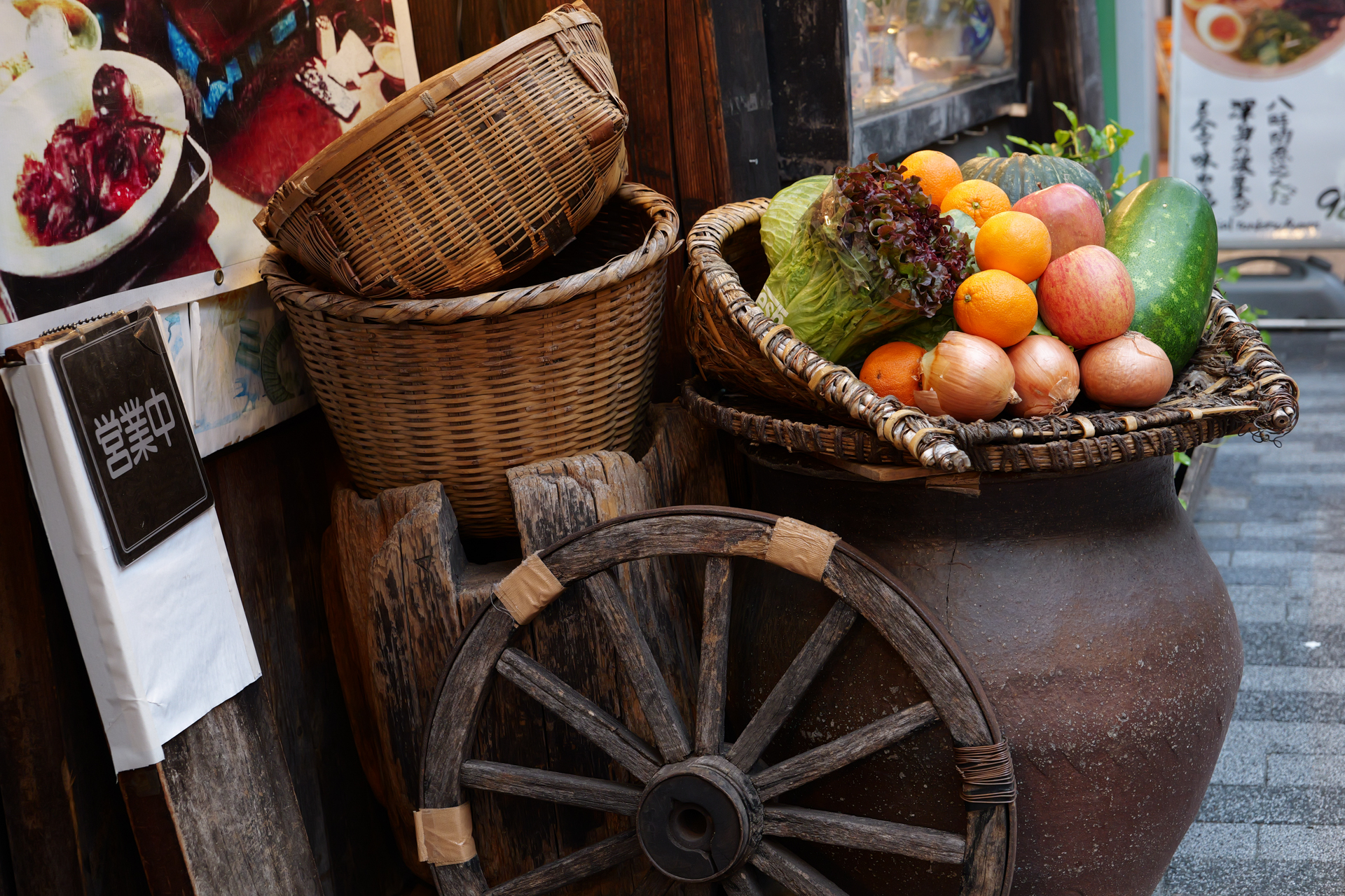 パナソニック LUMIX S1II／LUMIX S 24-105mm F4 MACRO O.I.S.／55mm／絞り優先AE（1/60秒、F5.6、−0.7EV）／ISO 1600