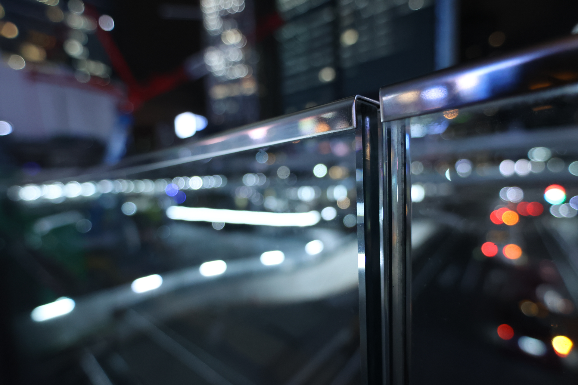 キヤノン PowerShot V1／8.2mm／絞り優先AE（1/80秒、F2.8、±0.0EV）／ISO 1600