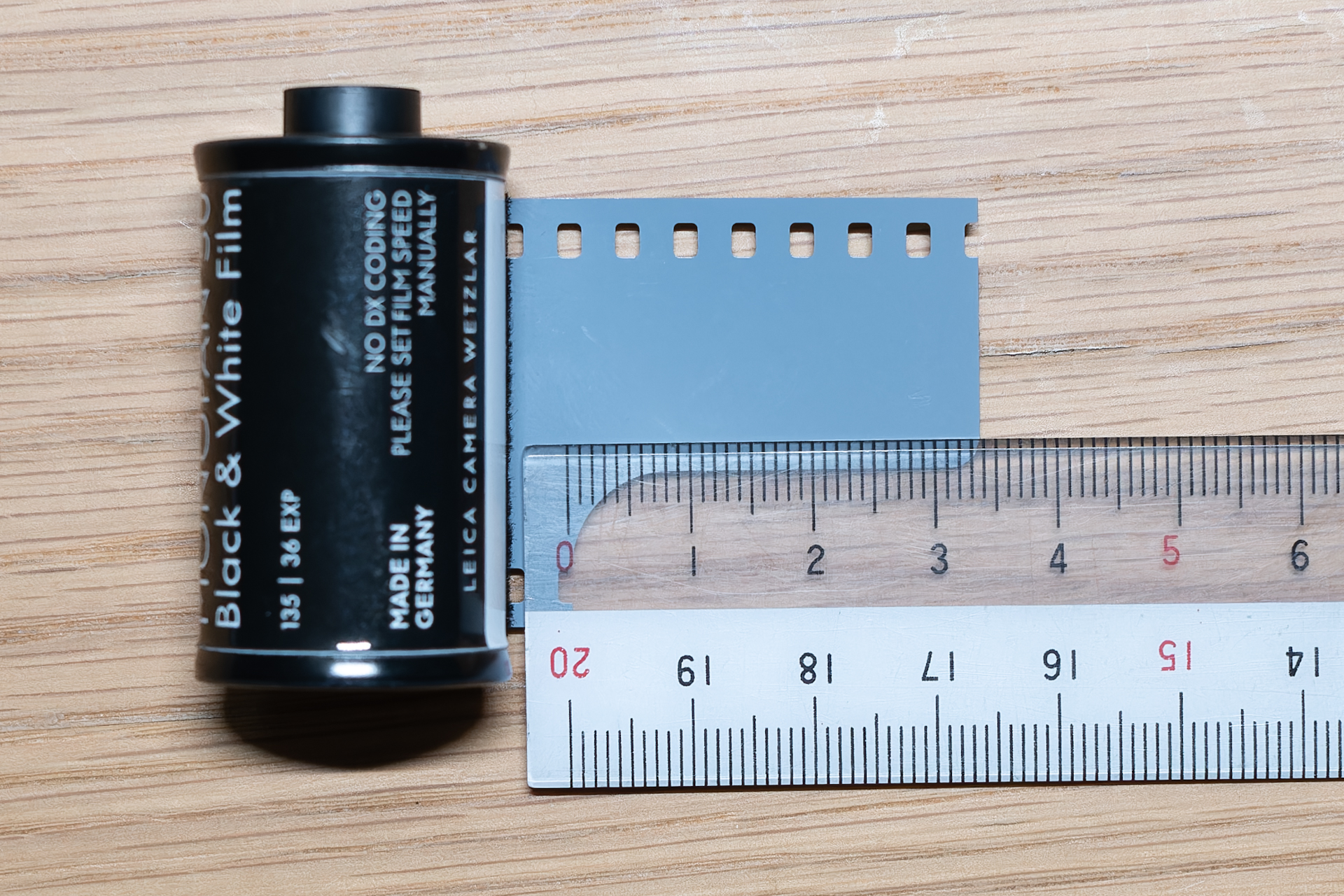 リーダー部の長さは3cm強