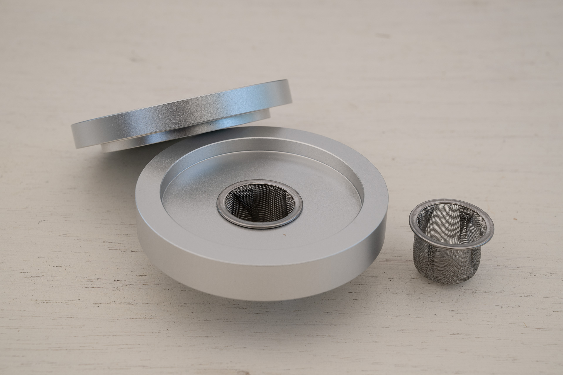 分厚いアルミの塊！飽きたら加工して望遠鏡の部品にする予定（笑）