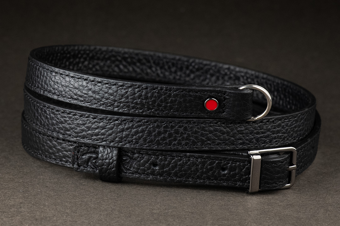 オールブラック