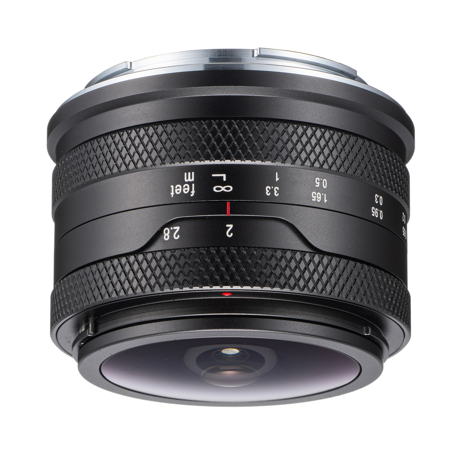 剛性の高い金属マウントを採用