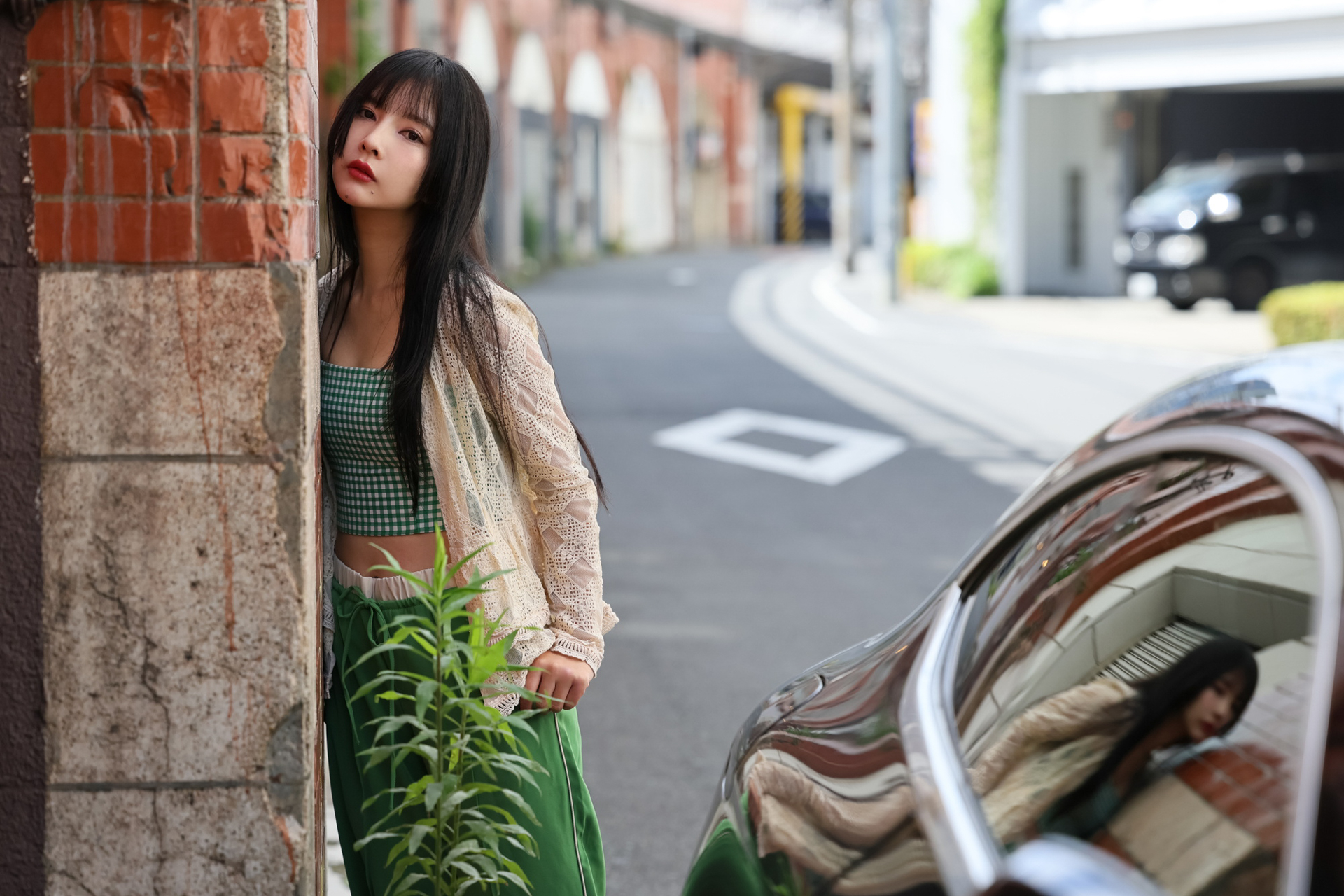 私の車の側など、撮れるところは全部撮る