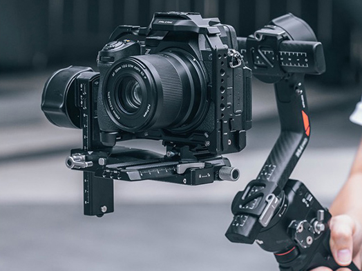 NIKON Z5II フルケージ ブラック装着イメージ