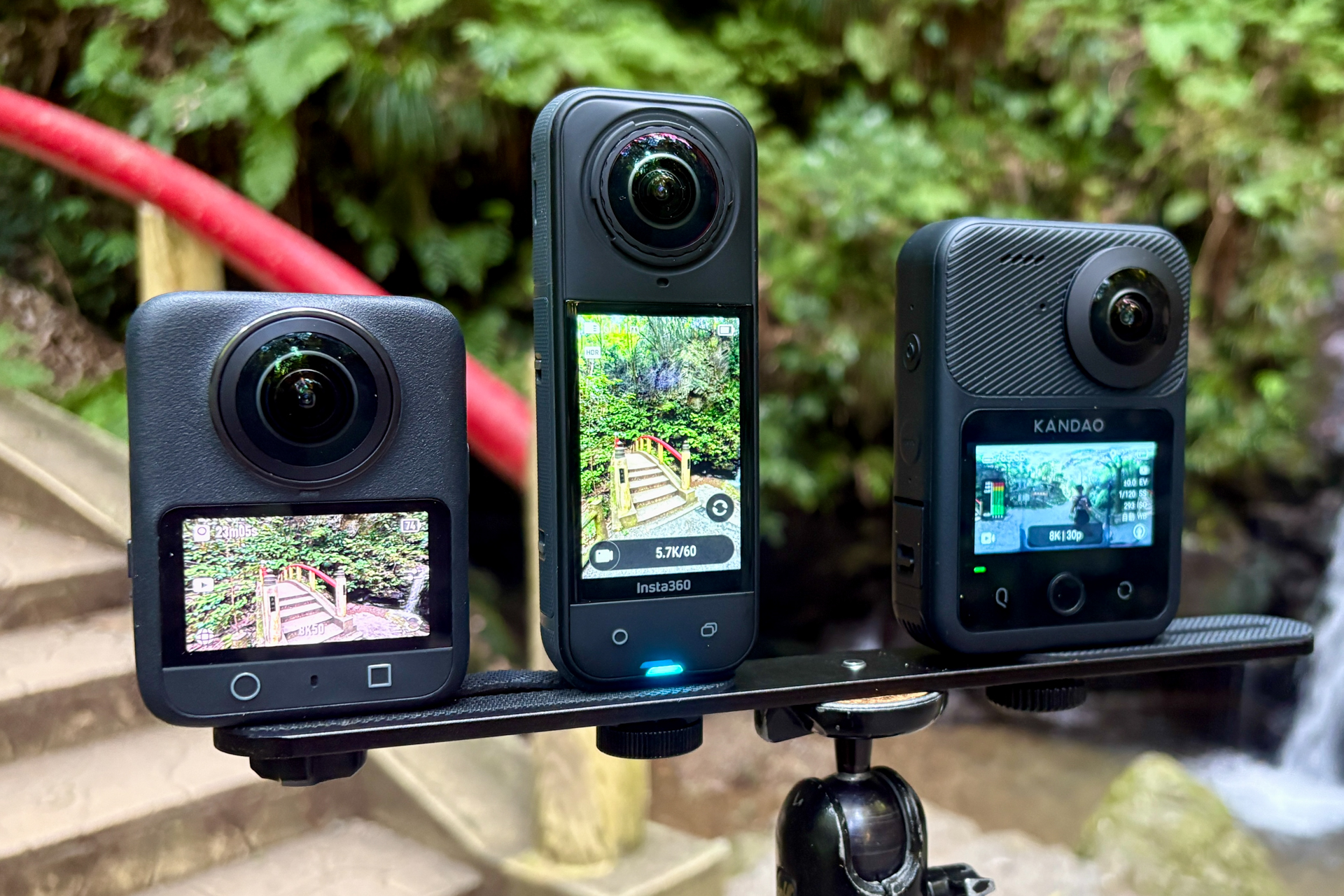 左からDJI Osmo 360、Insta360 X5、Qoocam 3 Ultra