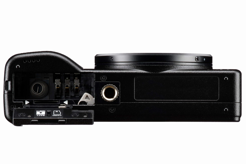 最強のスナップシューター「RICOH GR IV」が9月12日（金）に発売