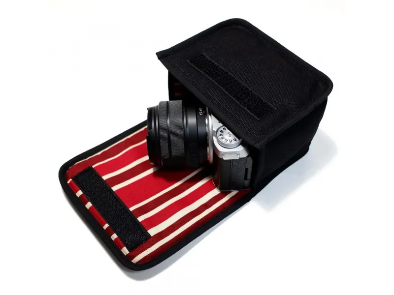 ブラック・ボルドーストライプ