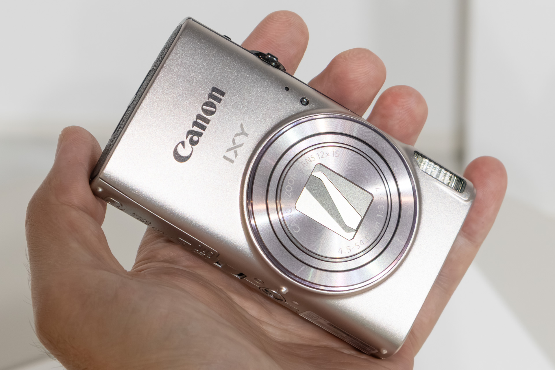 手のひらサイズだ