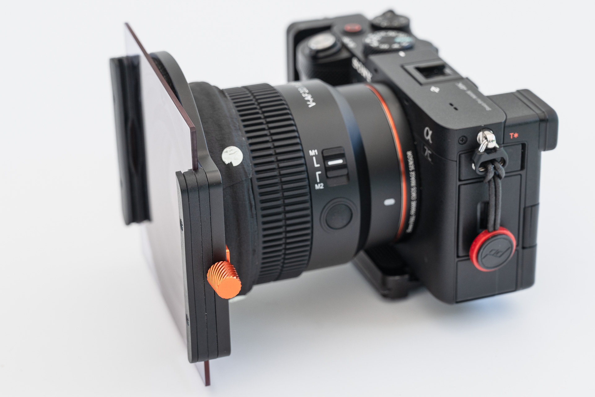 自作リングでねじ込みフィルターや角形フィルターも使えるようになった。隅までケラレは発生しない