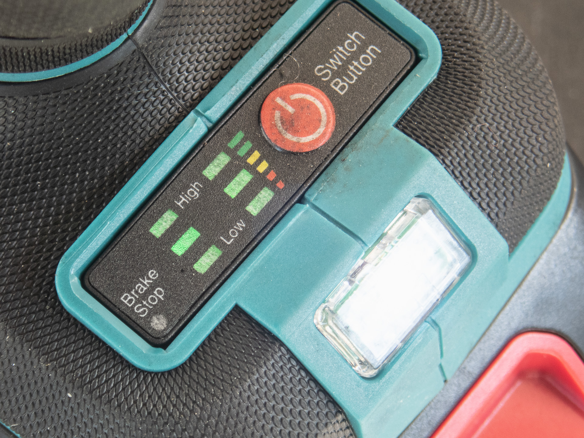 High Powerで締める→ネジが舐めた