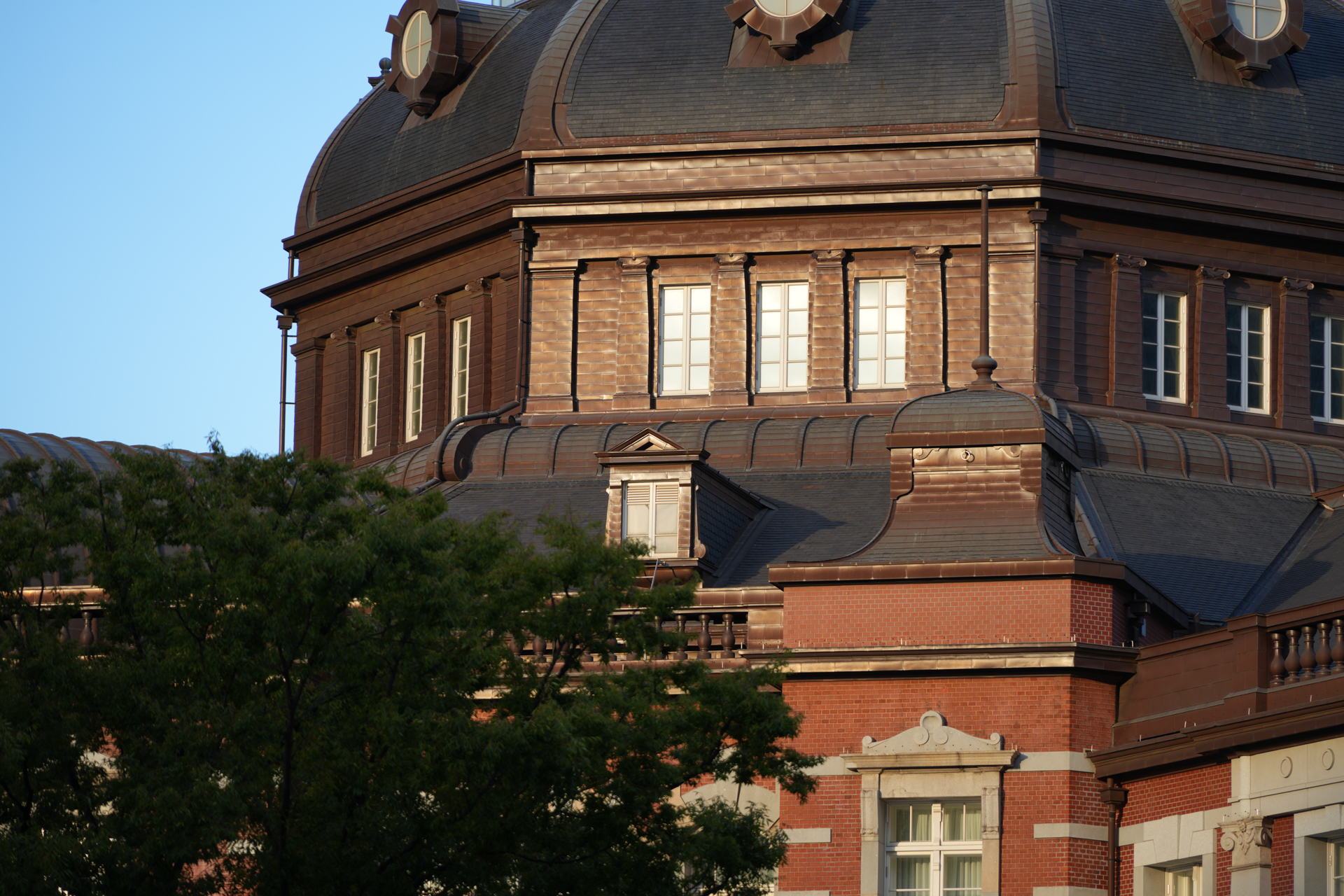 ソニー α7R V／Sigma 20-200mm F3.5-6.3 DG｜Contemporary／200mm／絞り優先AE（1/100秒、F6.3、−0.3EV）／ISO 100