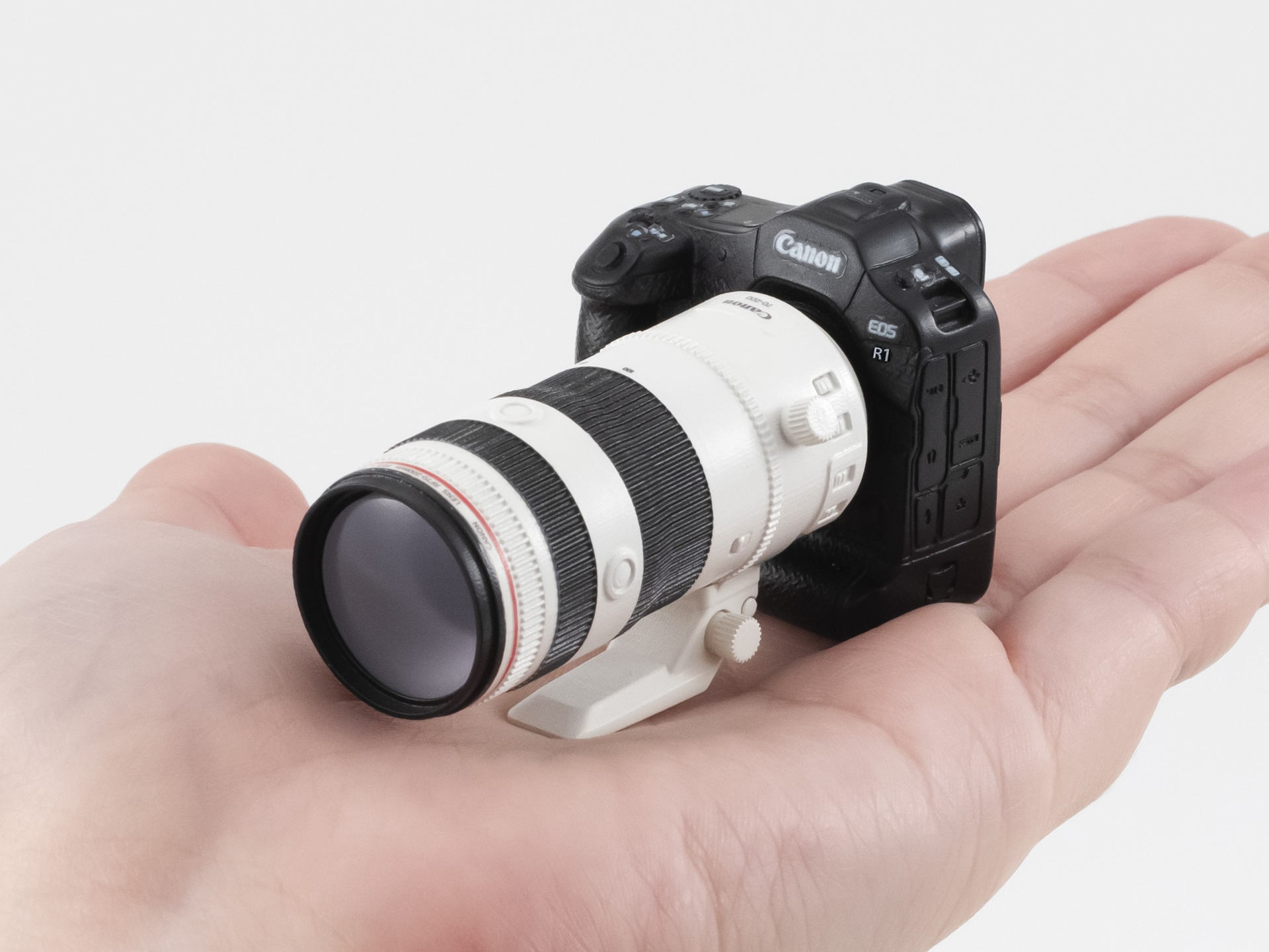 手のひらサイズのミニチュア