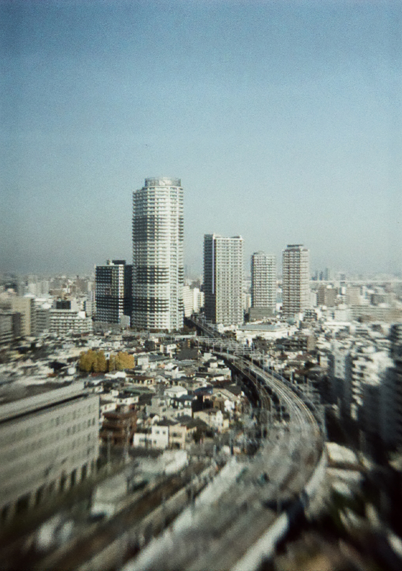 ハーフサイズ作例 ※ILFOCOLOR Vintage Tone 400 Plus使用（提供：イルフォード・ジャパン株式会社