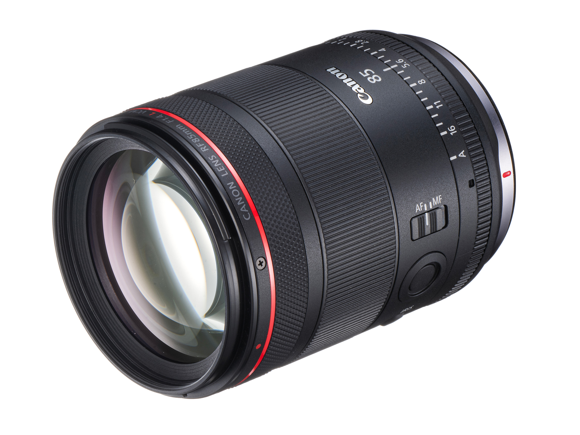 発売日：2025年9月27日<br>キヤノンオンラインショップ価格：23万6,500円（税込）<br>　<br><b>●SPECIFICATION</b><br>レンズ構成：10群14枚<br>絞り羽根枚数：11枚<br>最短撮影距離：0.75m<br>最大撮影倍率：0.12倍<br>フィルター径：φ67mm<br>最大径×全長：約76.5×99.3mm<br>質量：約636g