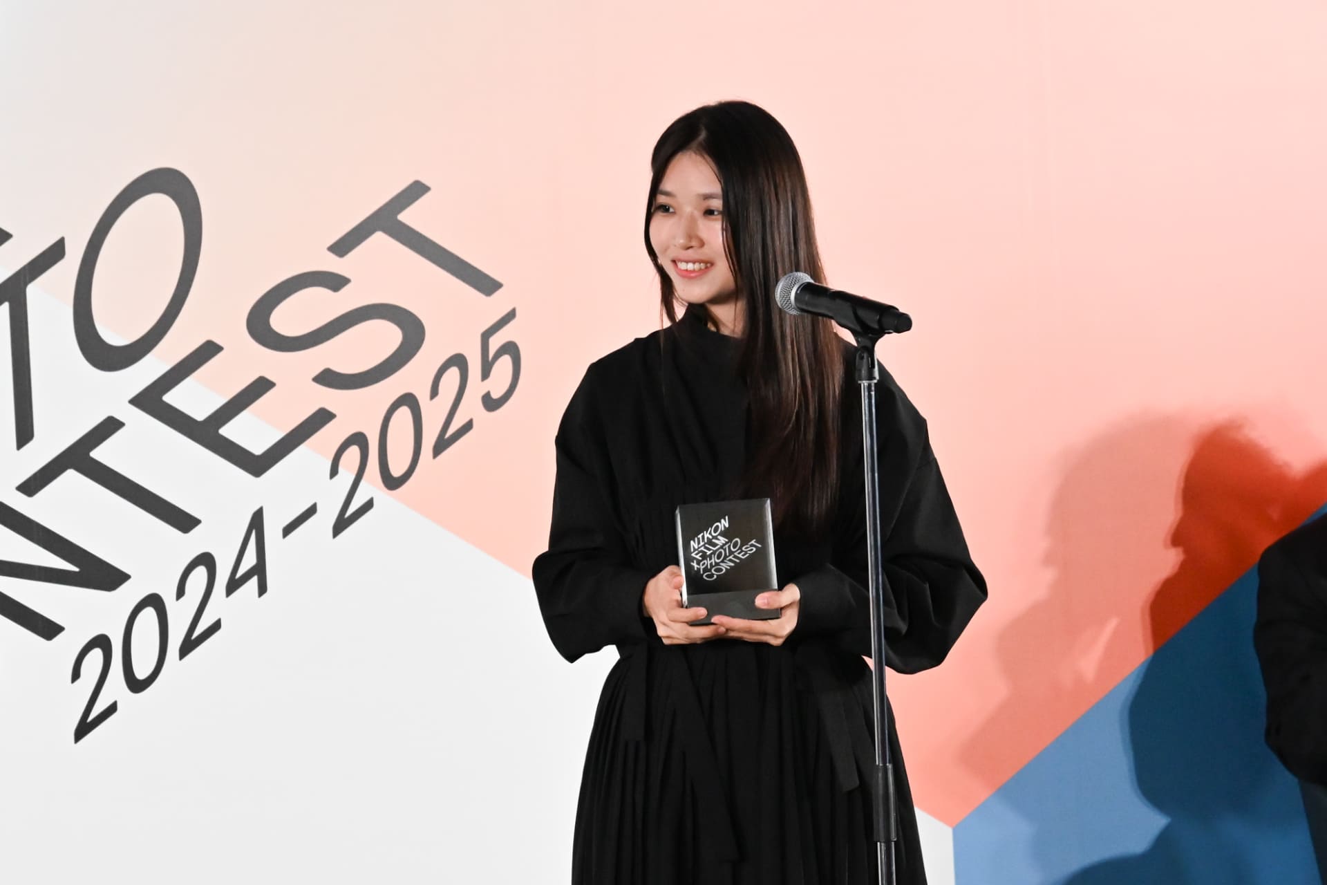 組み写真カテゴリーのグランプリを授賞したLei Yang（楊磊）氏