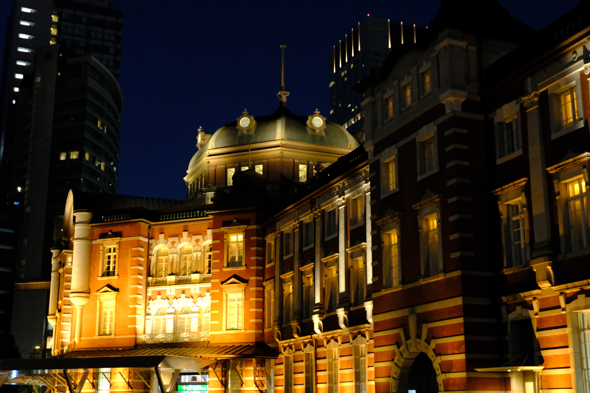 X-T30 III／XC13-33mmf3.5-6.3 OIS／33mm（50mm相当）／絞り優先AE（1/25秒、F6.3、－0.3EV）／ISO 12800／WB：オート