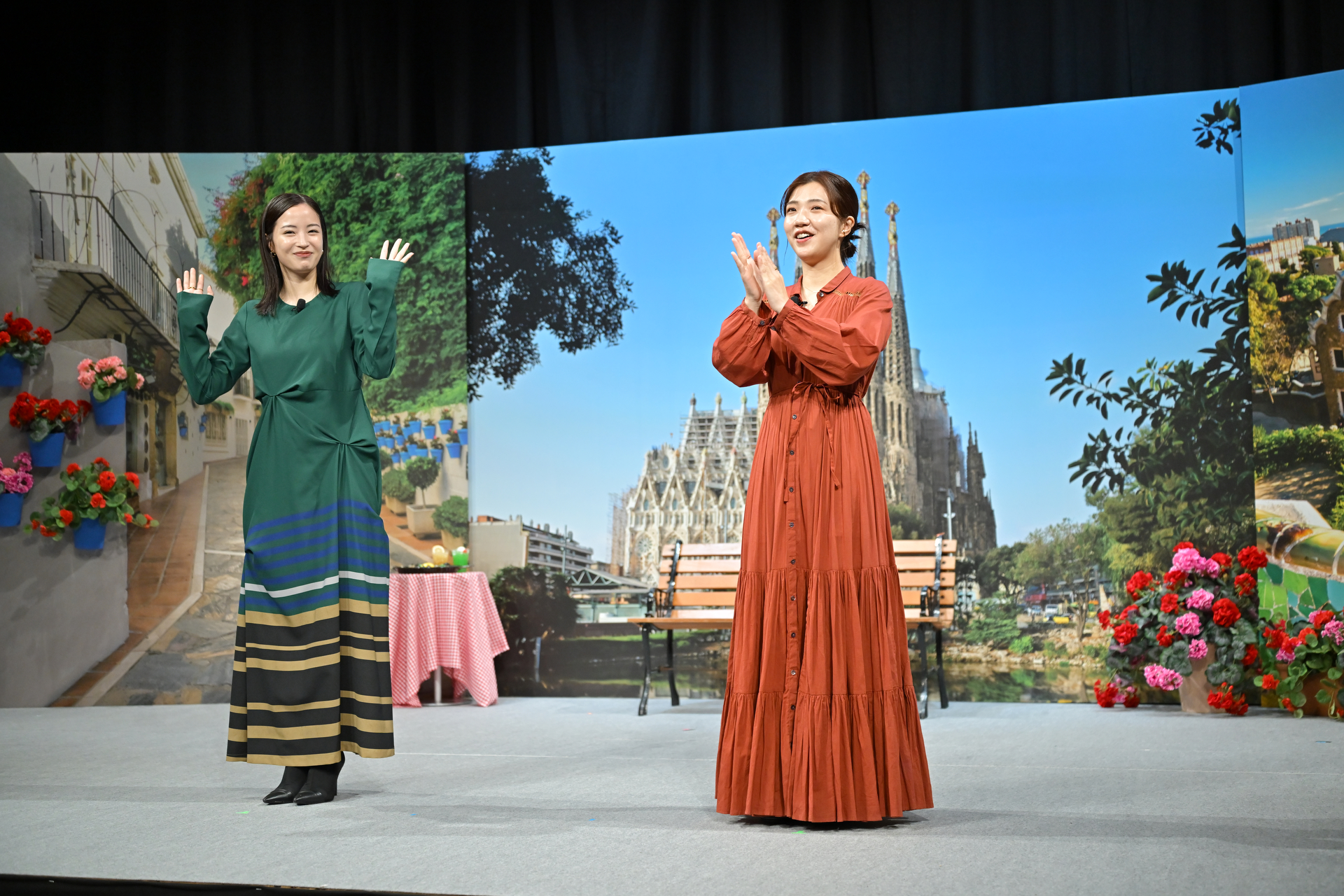 広瀬さんが行きたいというスペインをテーマにした背景が用意された