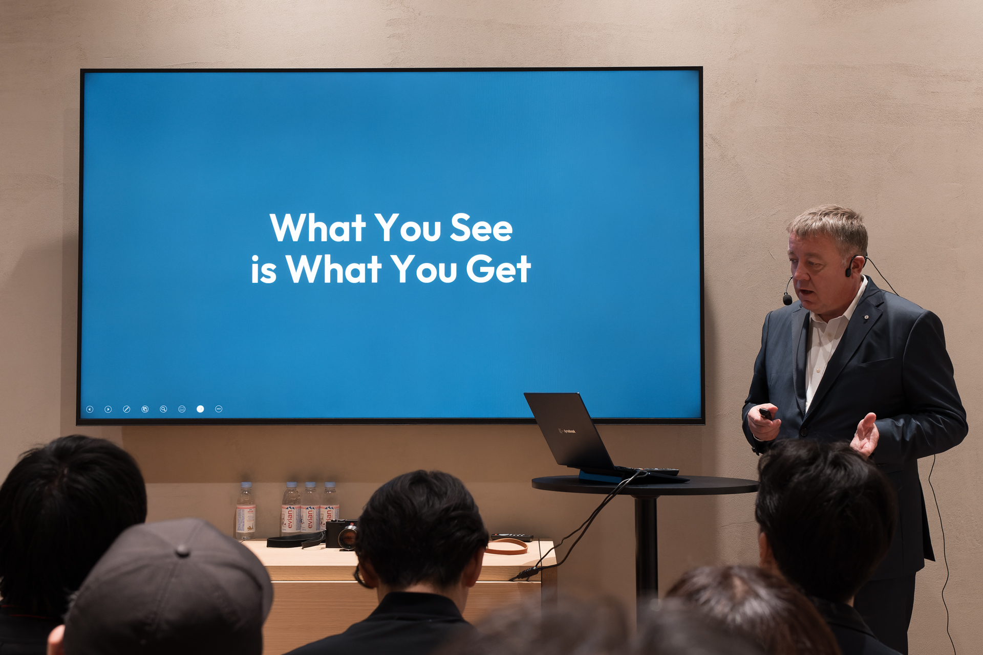 ライカM EV1は「What You See is What You Get」（意訳：見たままに写る）が合言葉