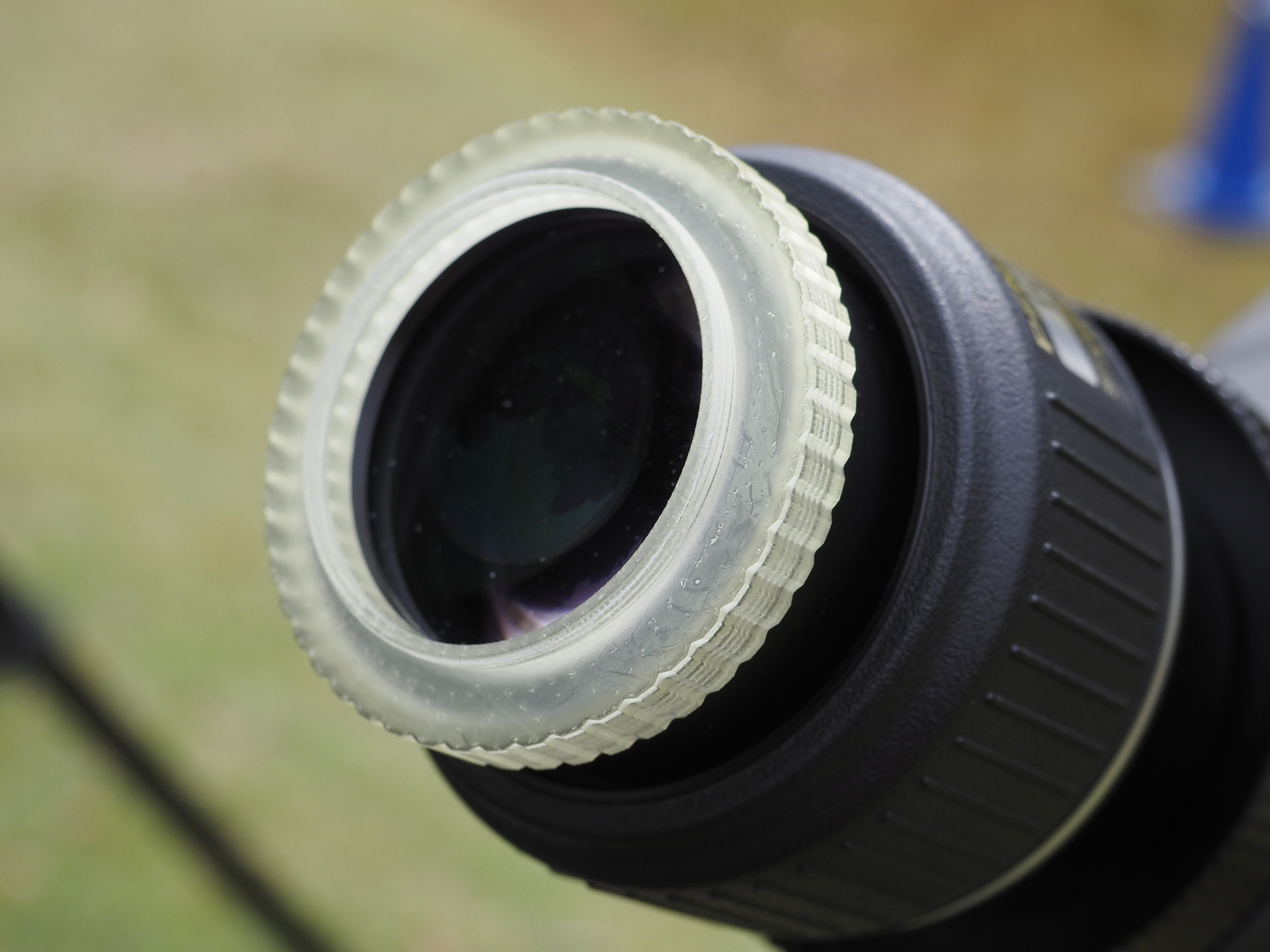 マウントアダプターは3Dプリンターで作成したというハンドメイド品