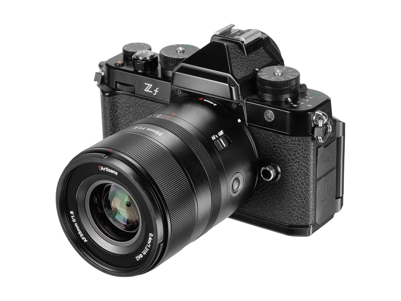 6万円台のAF・フルサイズ対応35mm F1.8レンズ - デジカメ Watch