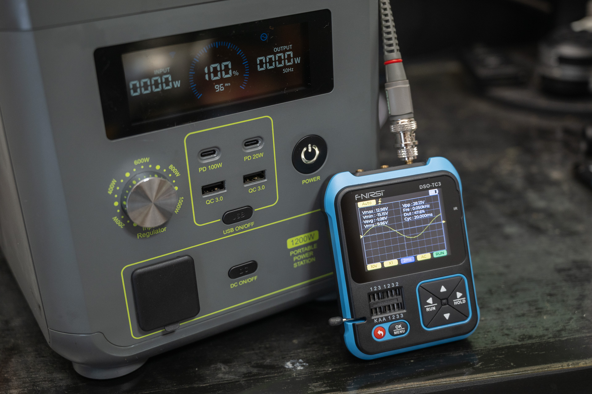 オシロスコープで測ると綺麗な正弦波