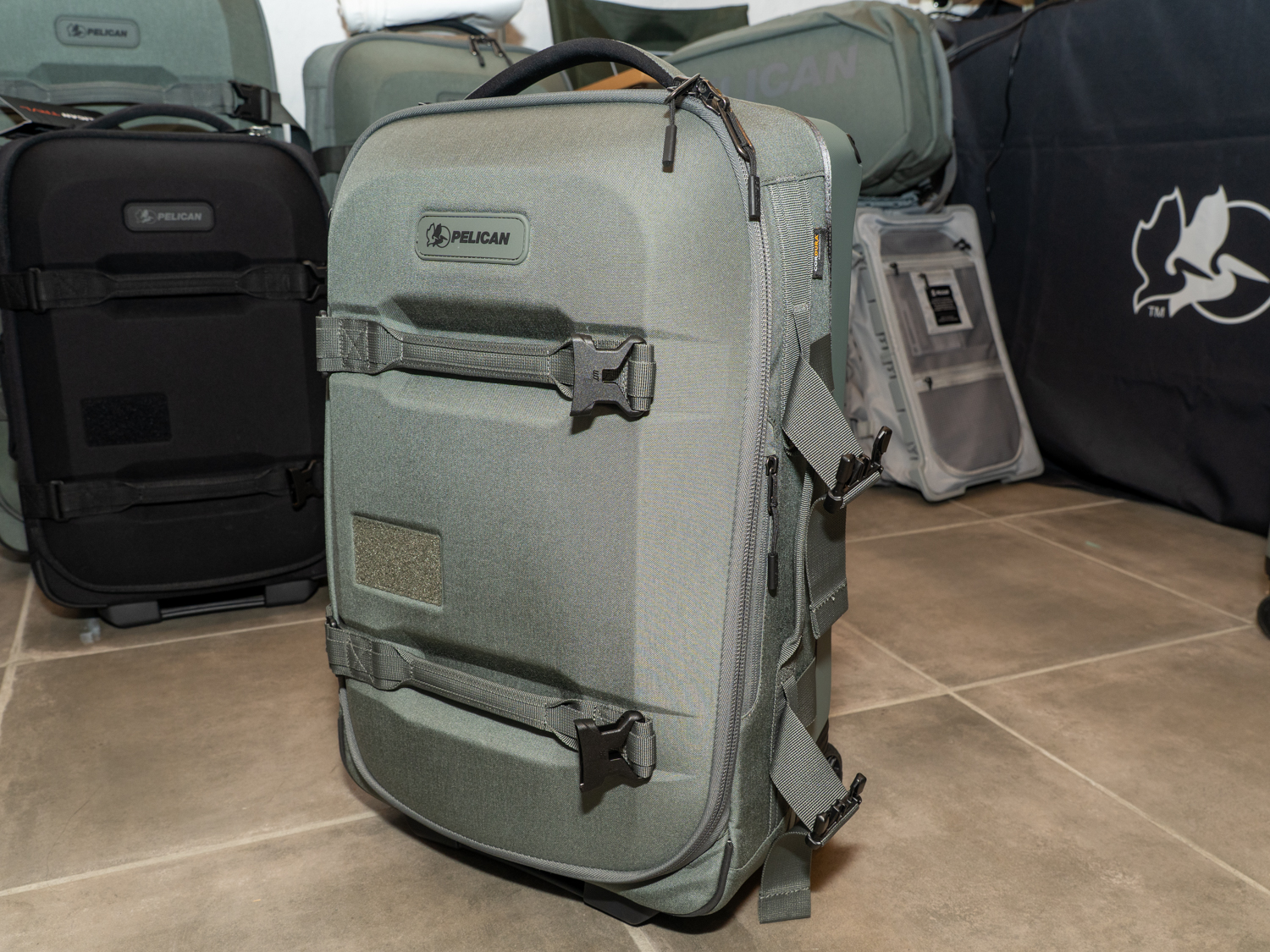 保護性能と軽さを両立した「Aegis」28インチモデル