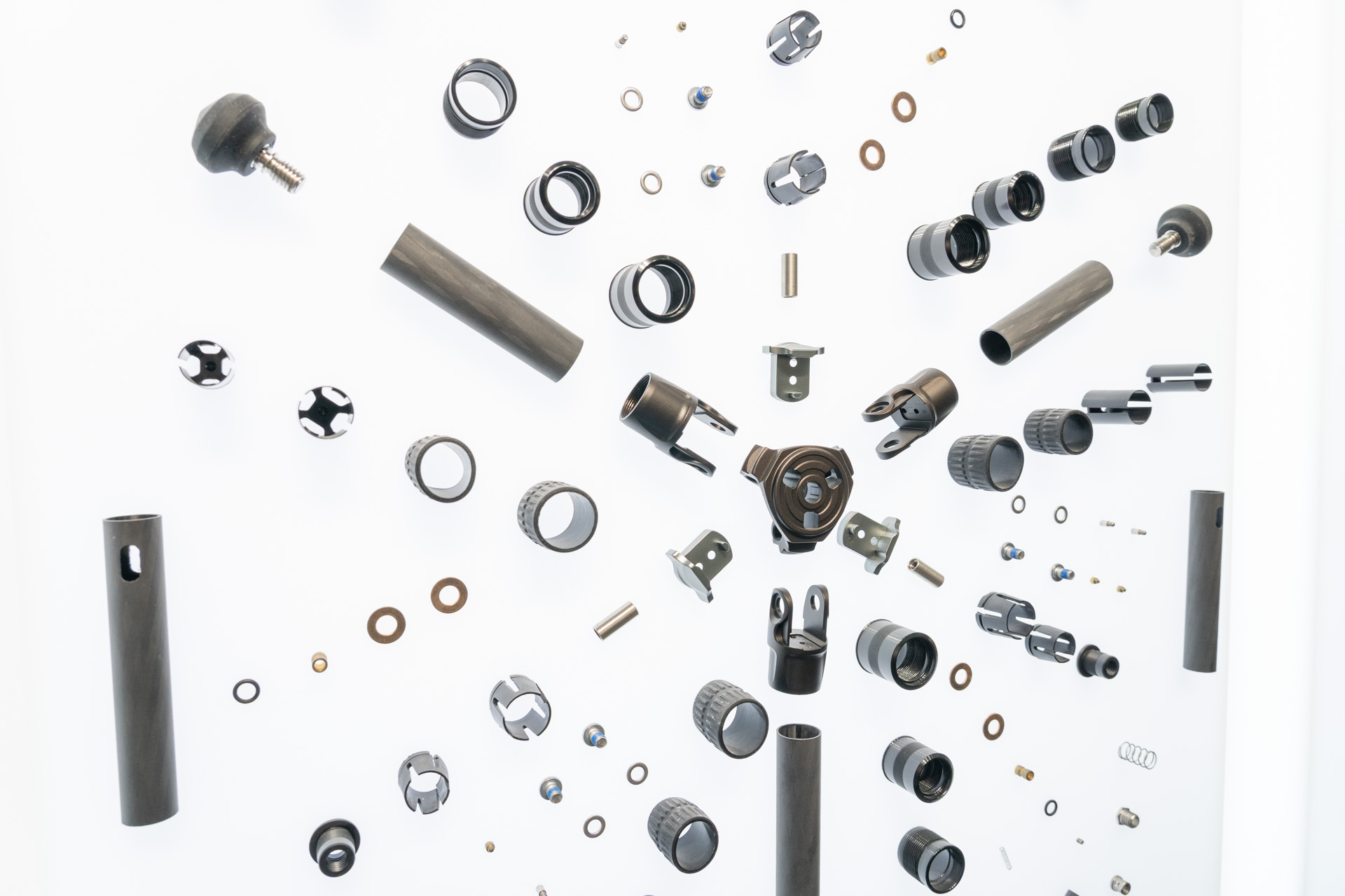 三脚はこのように多くの部品からできる