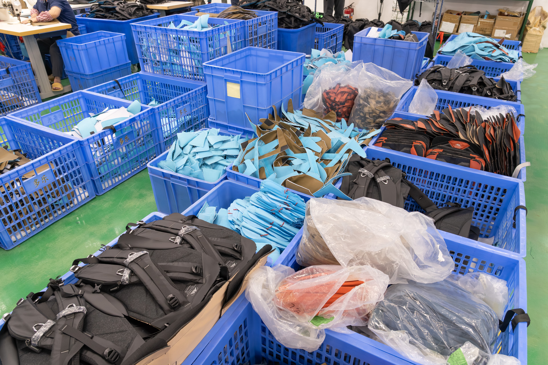 できあがった部材が並ぶ