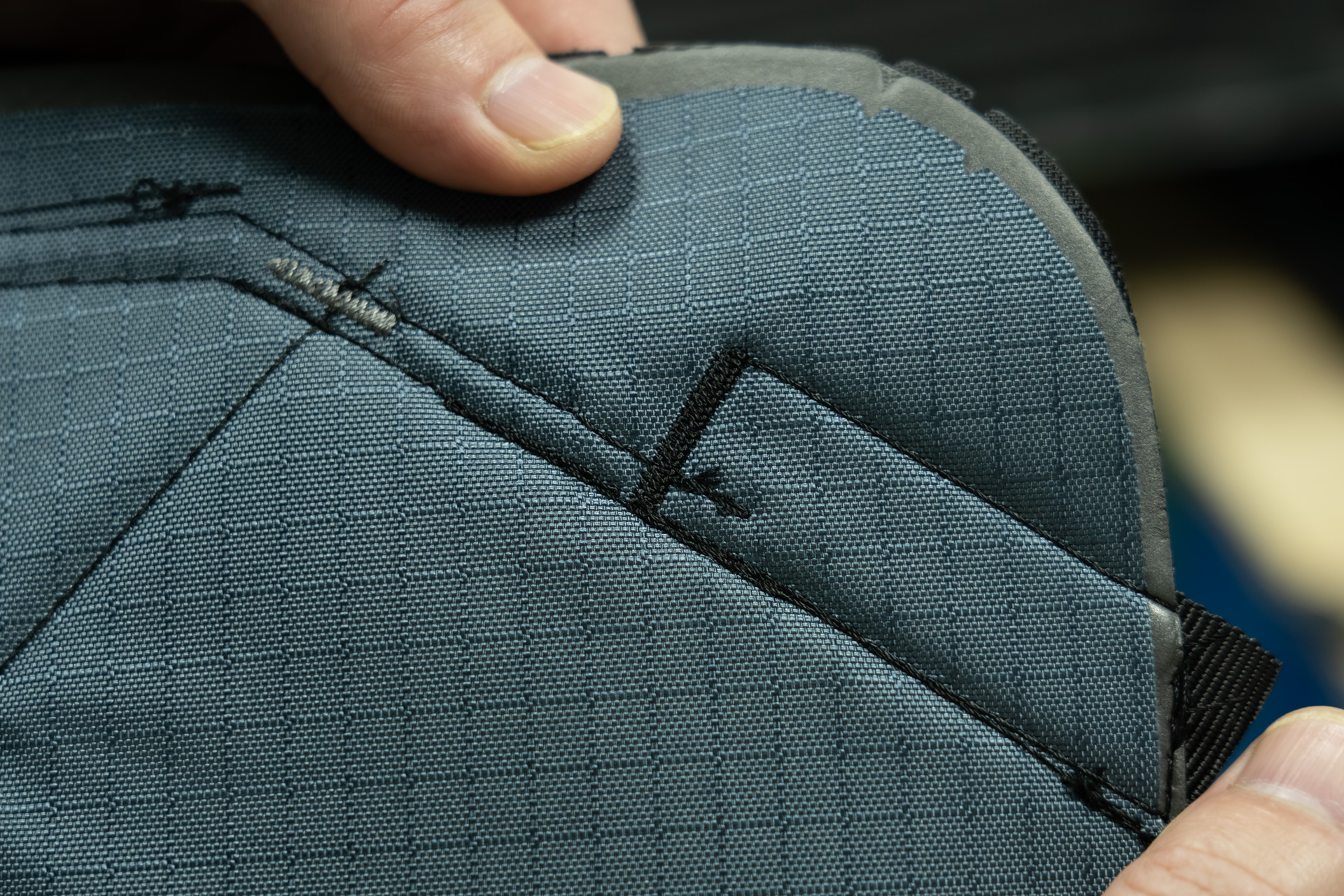 裏から見るとわかりやすい