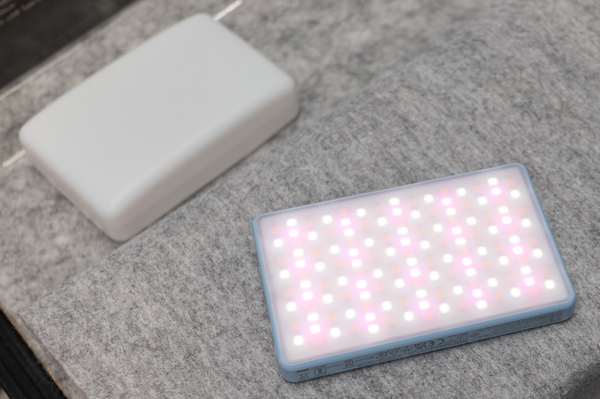 左上は付属のディフューザー