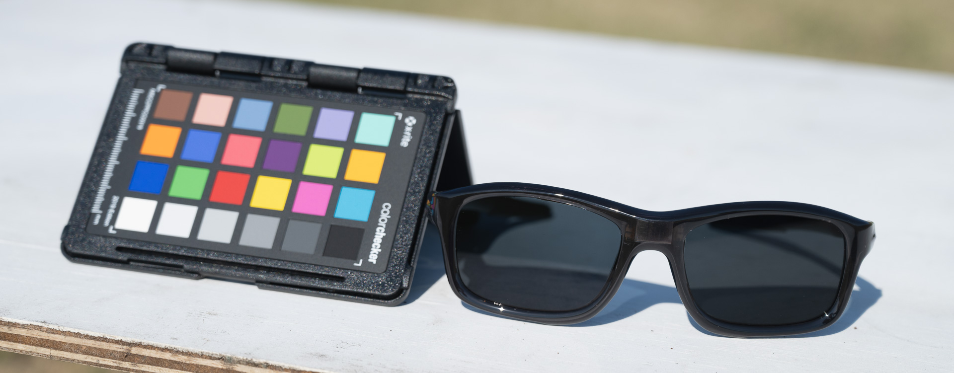 直射日光があたった状態。最もガラスが濃くなっている状態（透過率8%）だ