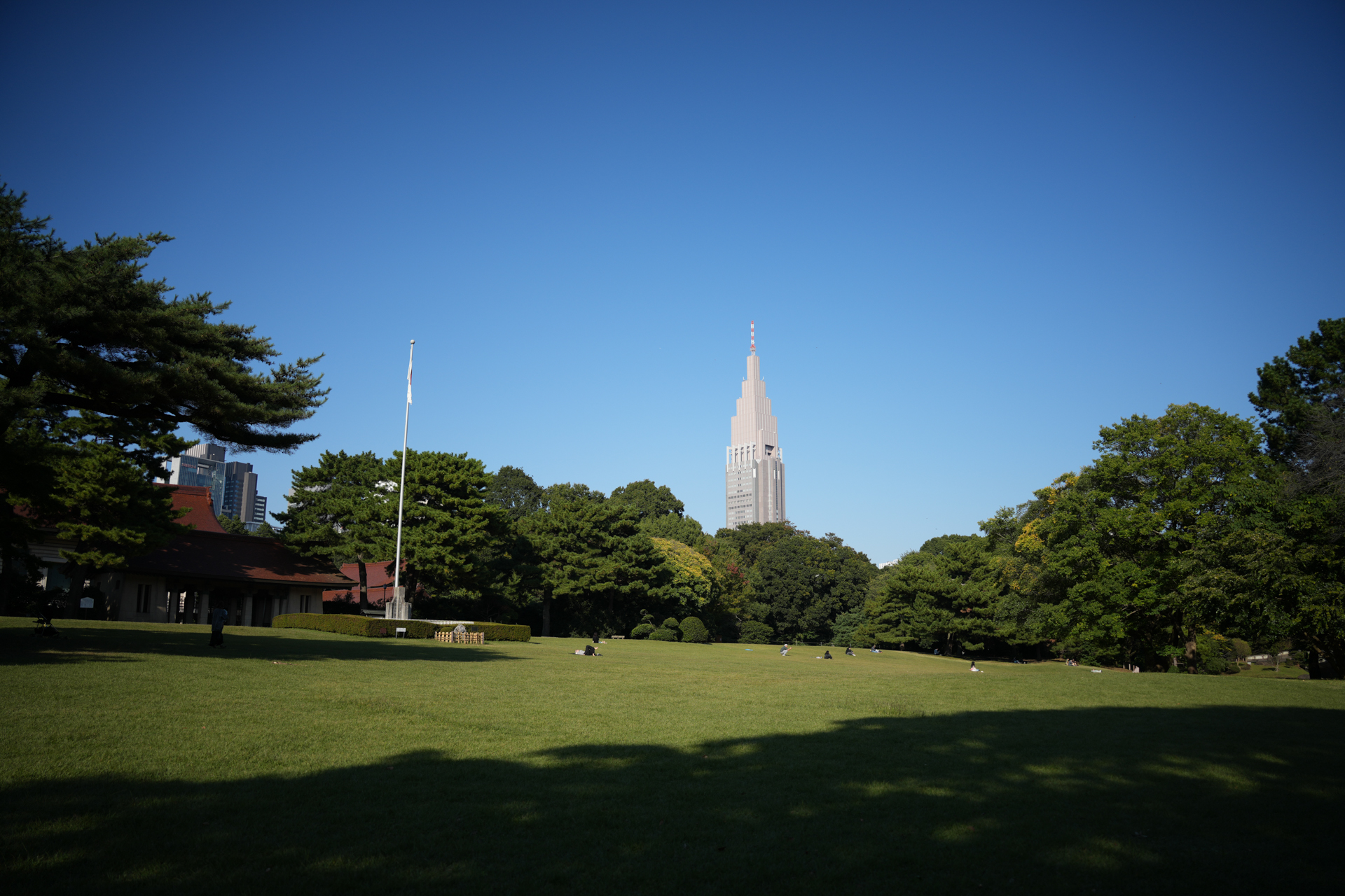 ソニー α7R V／25-200mm F/2.8-5.6 Di III VXD G2／25mm／マニュアル露出（1/200秒、F2.8）／ISO 100