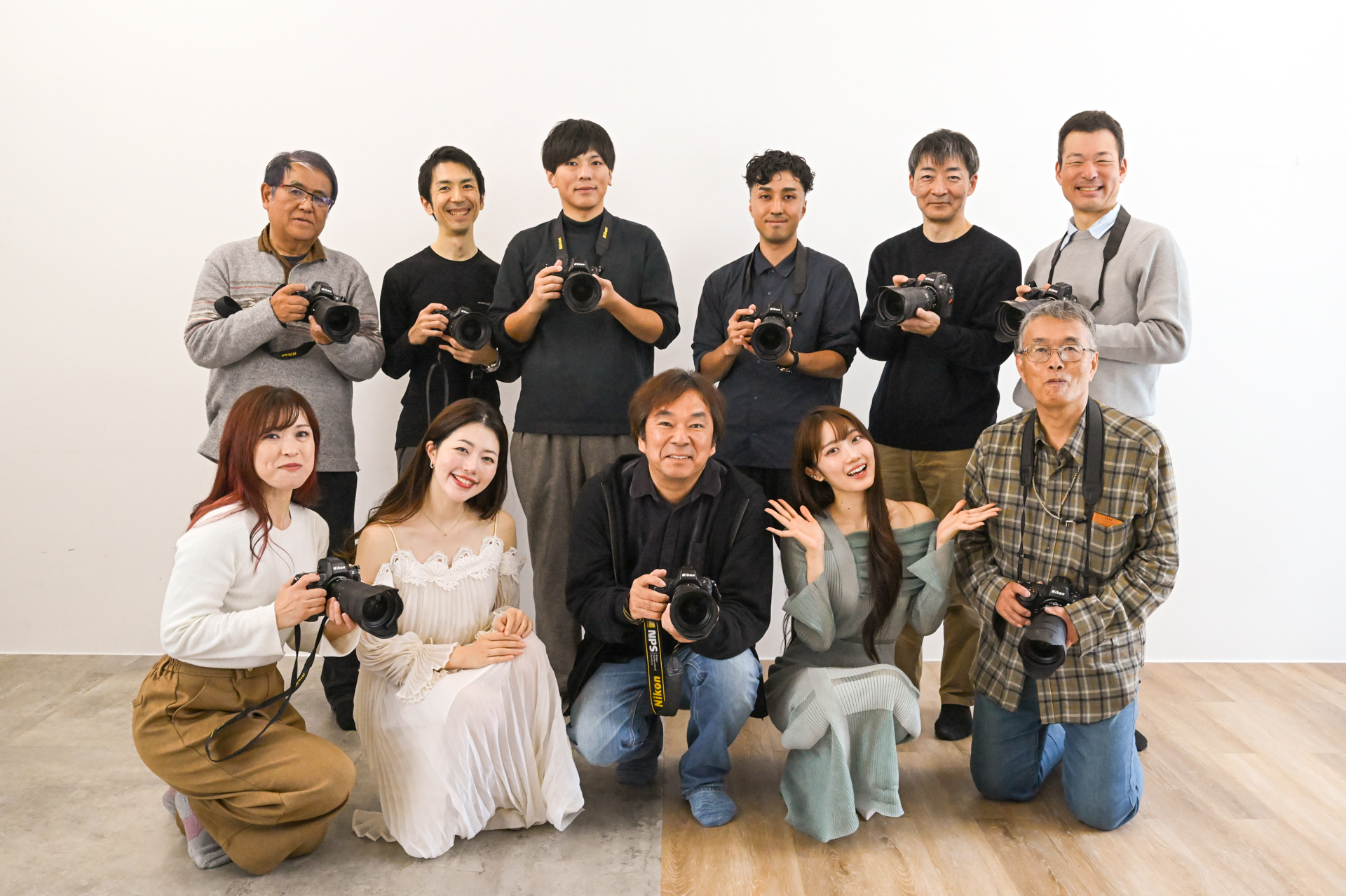 参加者と講師、モデルのみなさんで記念撮影