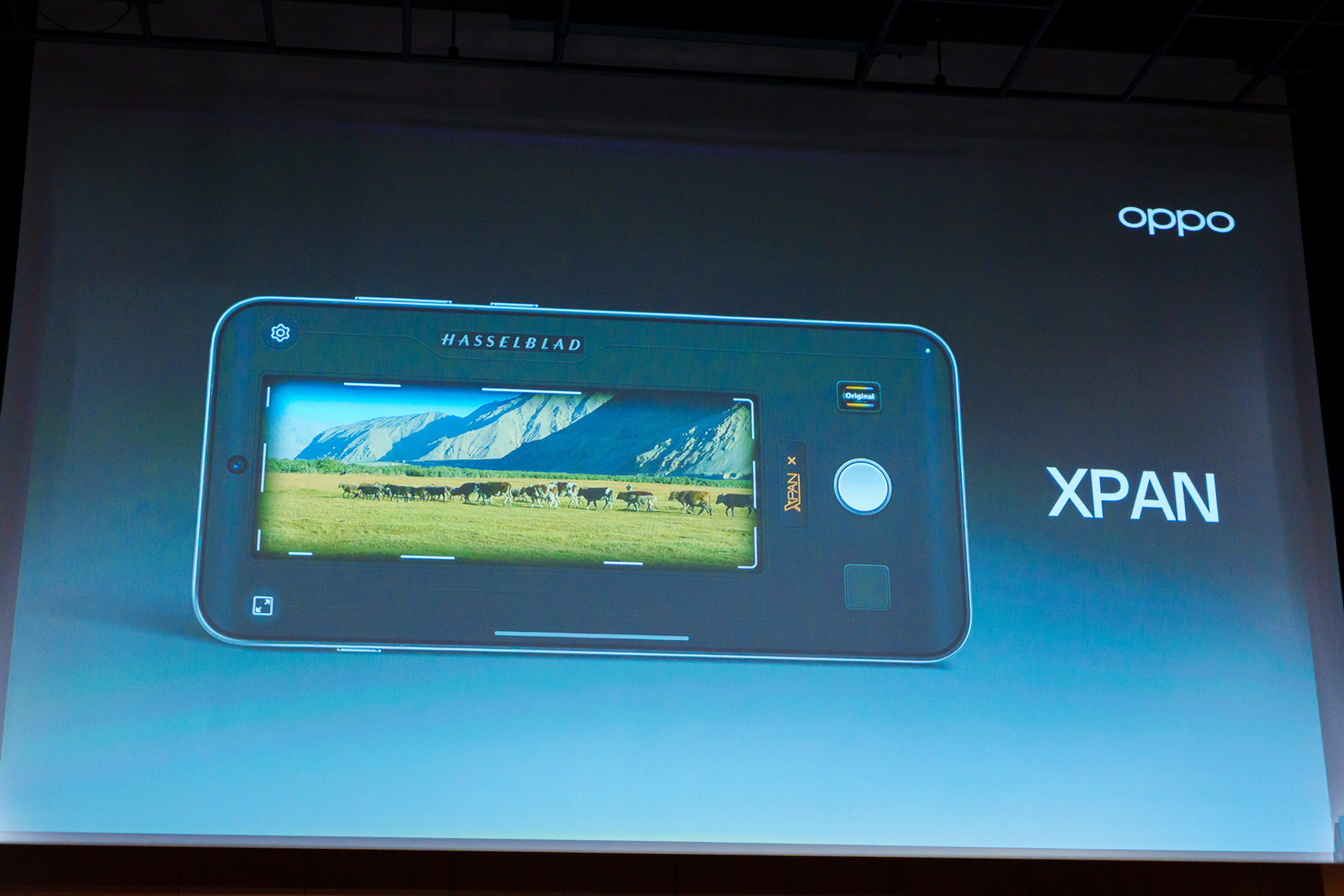 独特な解像度のXPANモードを搭載