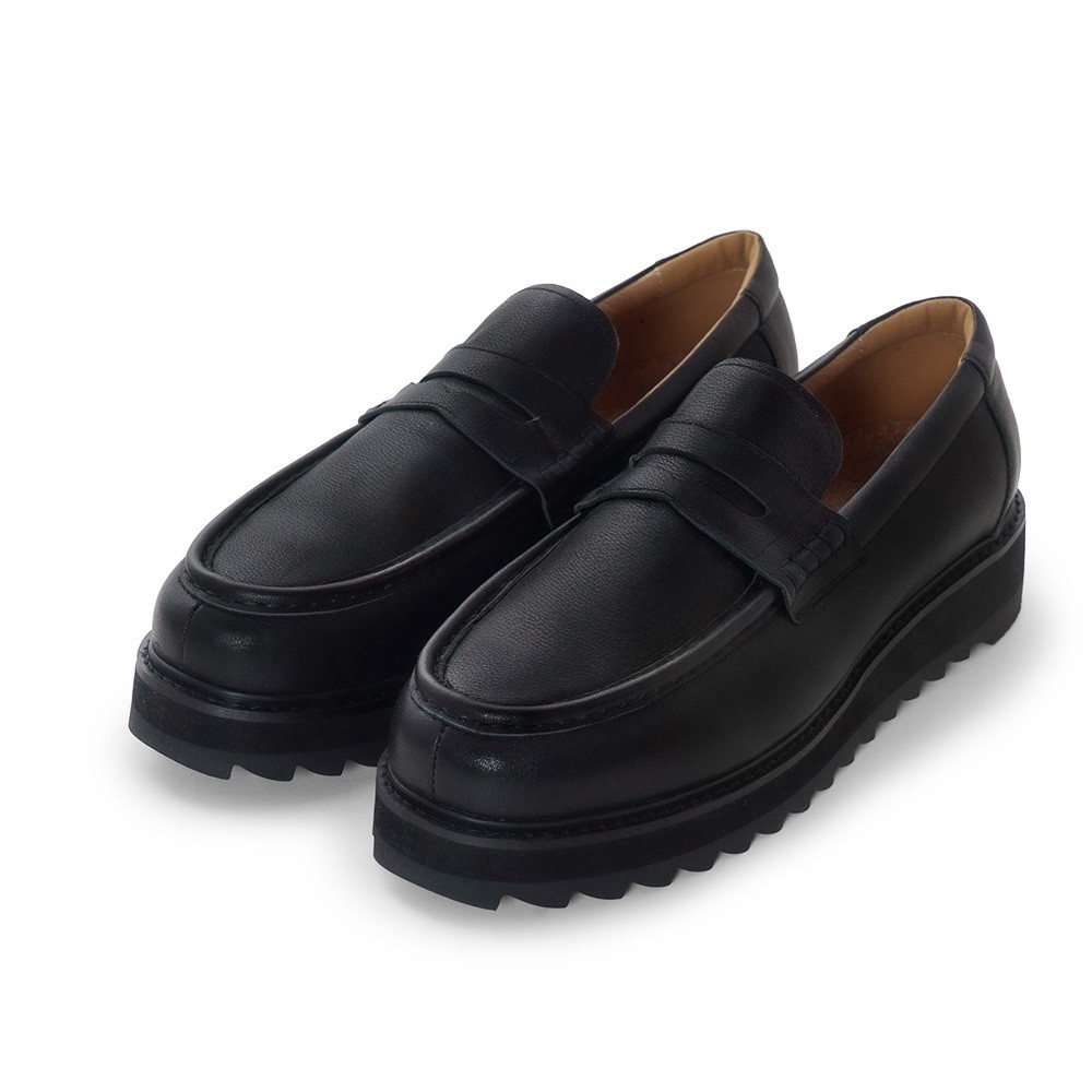 ローファーの「オルテガ」