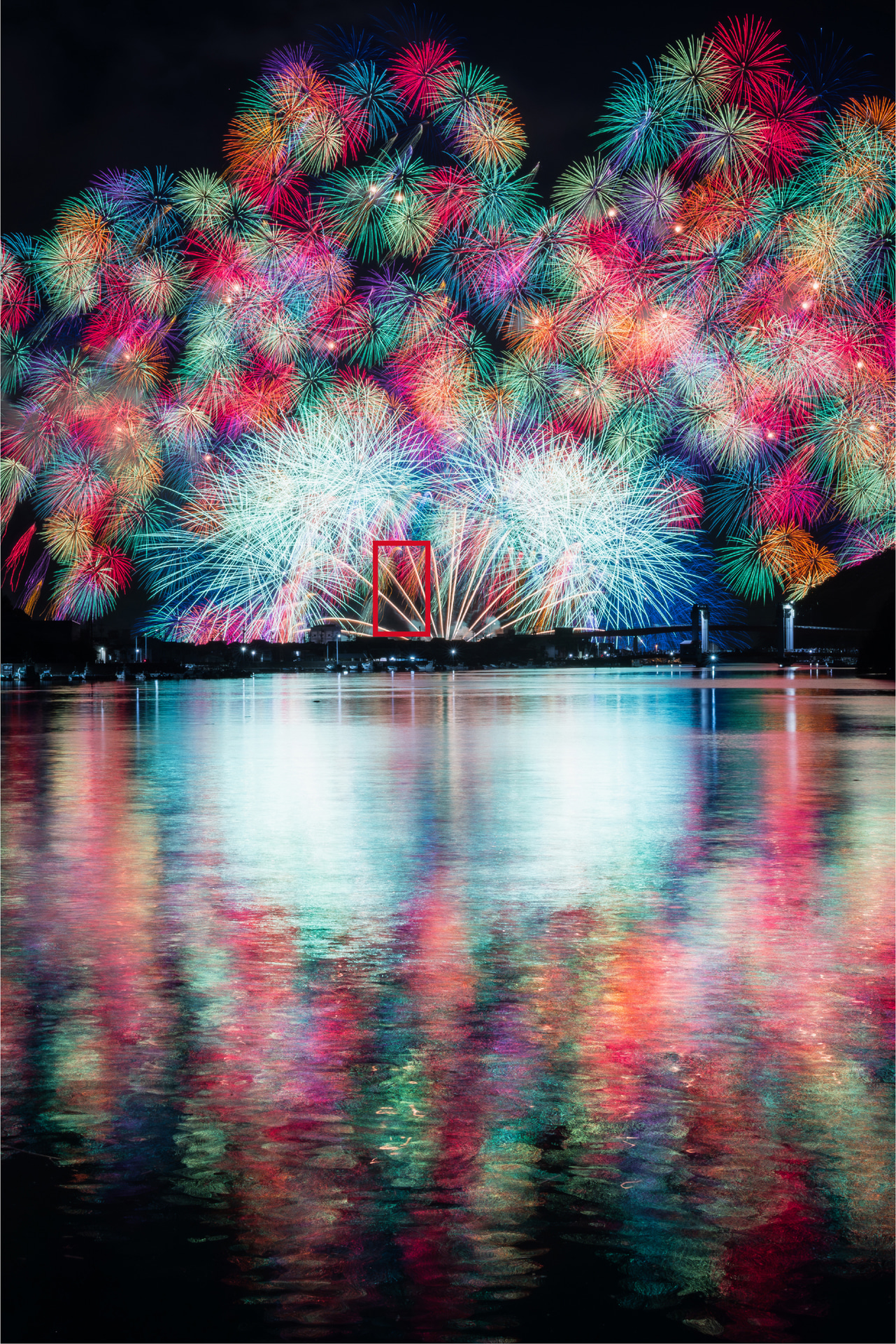 <span class="fnt-85">キヤノン EOS R5／EF24-70mm F4L IS USM／31mm／マニュアル露出（F14、20秒）／ISO 100／WB：オート</span>