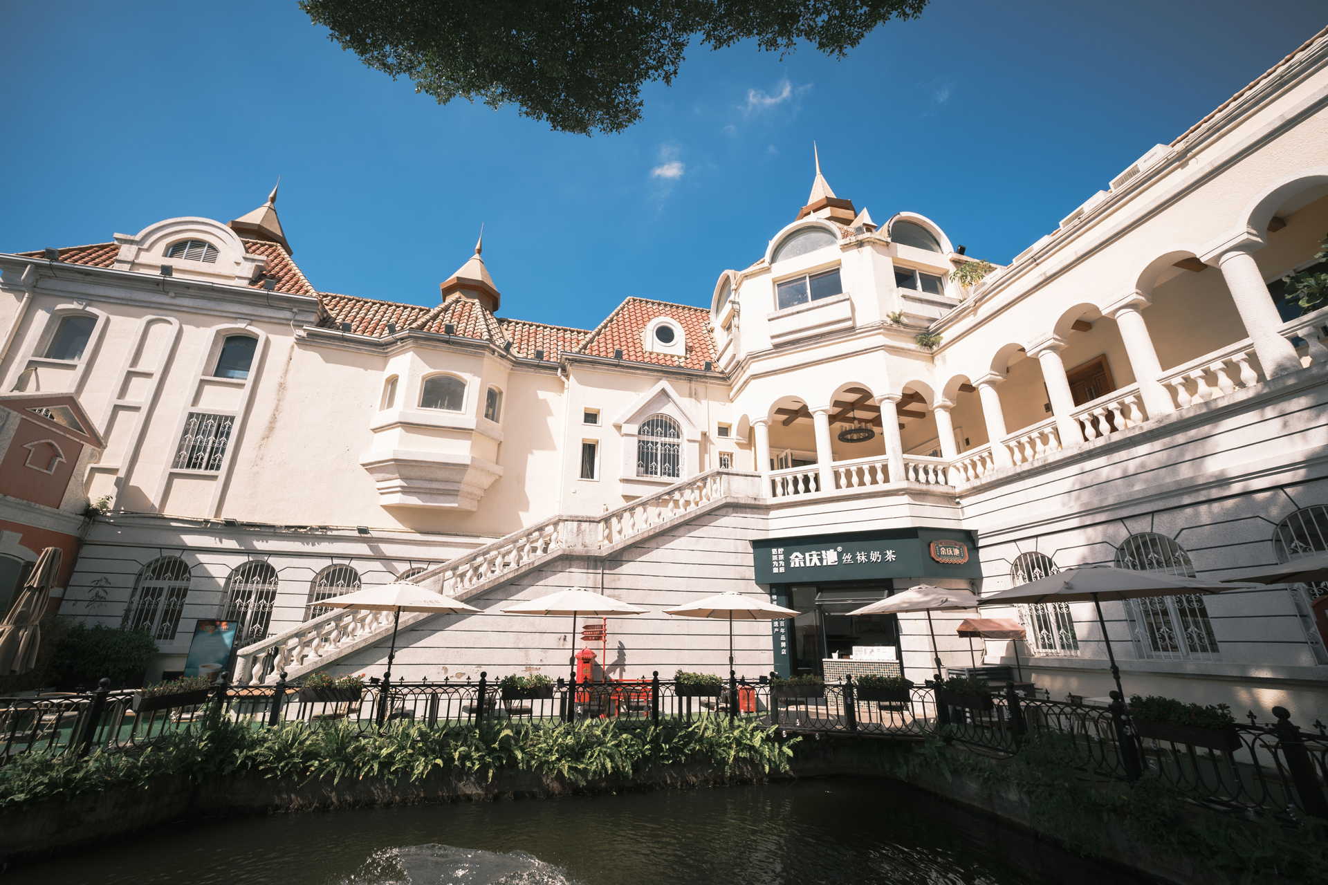 サンプル画像（映像嵐株式会社提供）